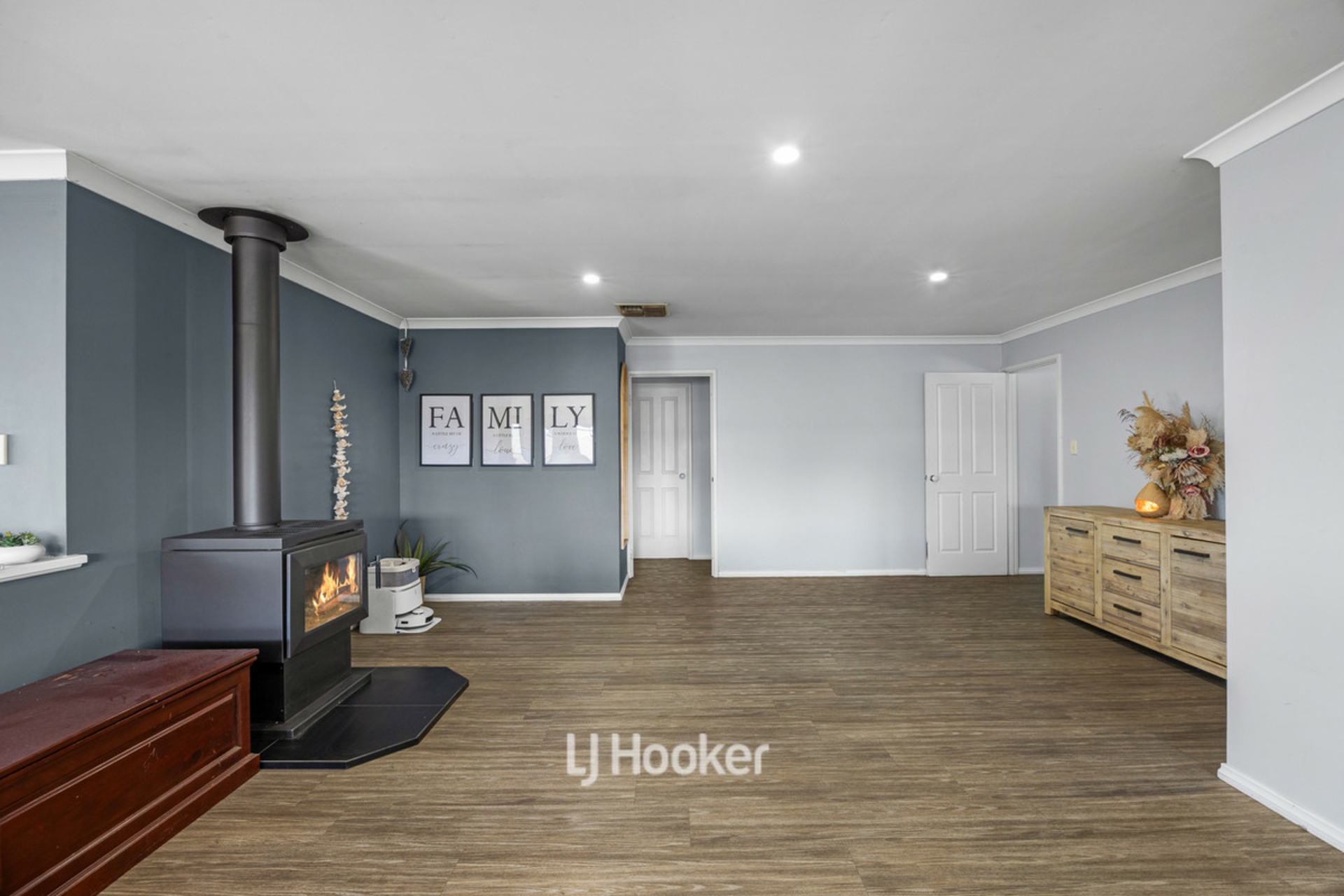 24 Barton Drive — photo 15 of 30
