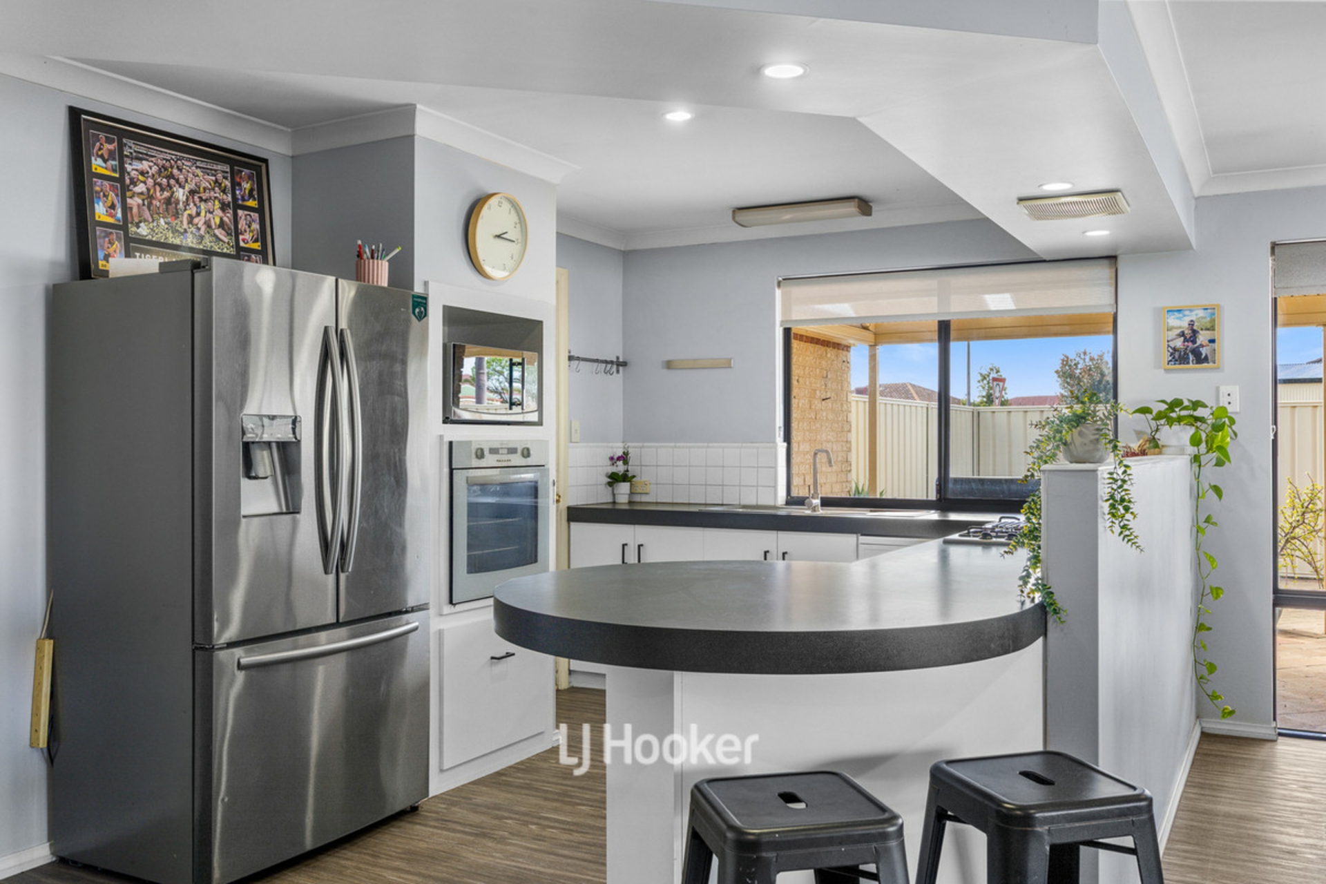 24 Barton Drive — photo 16 of 30