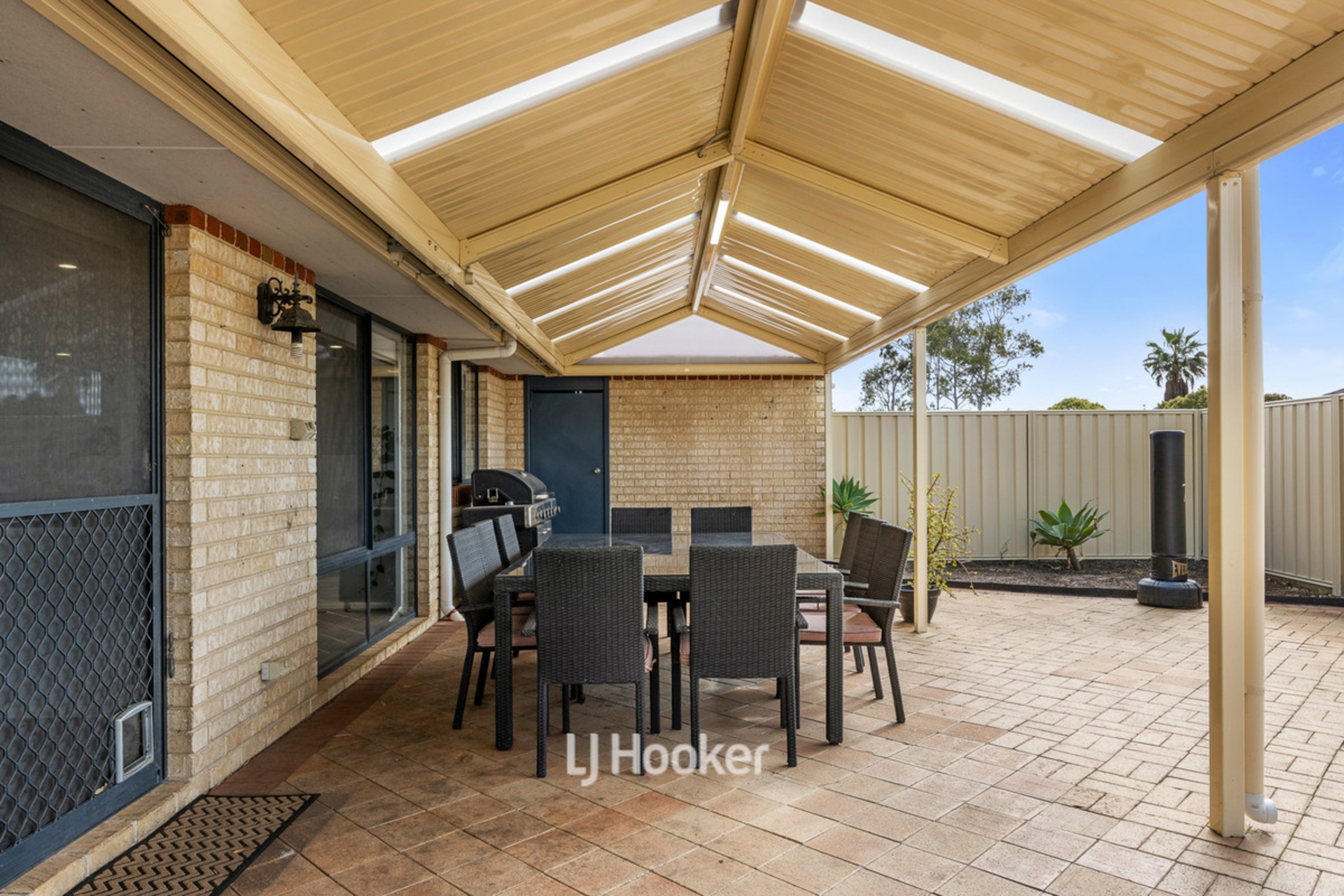 24 Barton Drive — photo 26 of 30