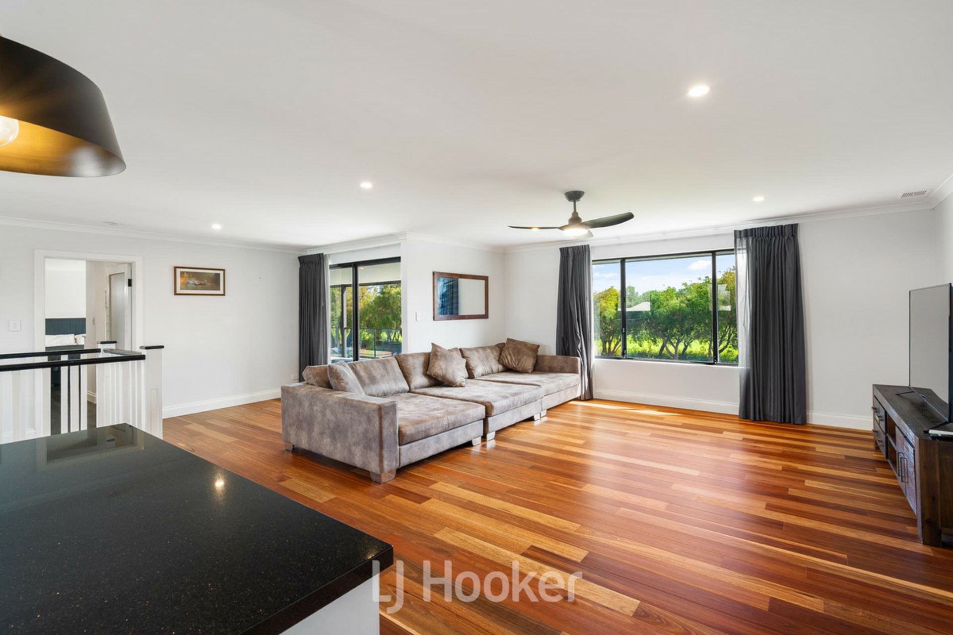 72 Marine Terrace — photo 13 of 30