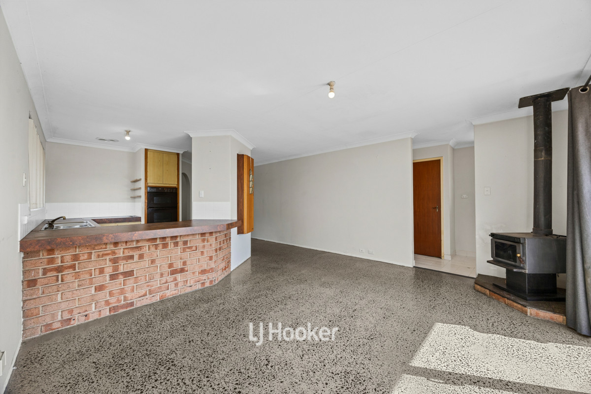 19 Harris River Road — photo from LJ Hooker Property South West WA