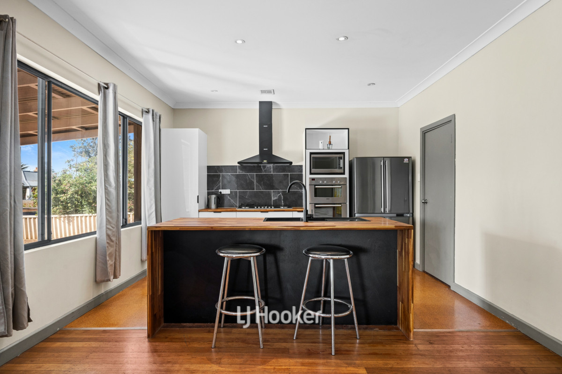 22 King Road — photo 6 of 30