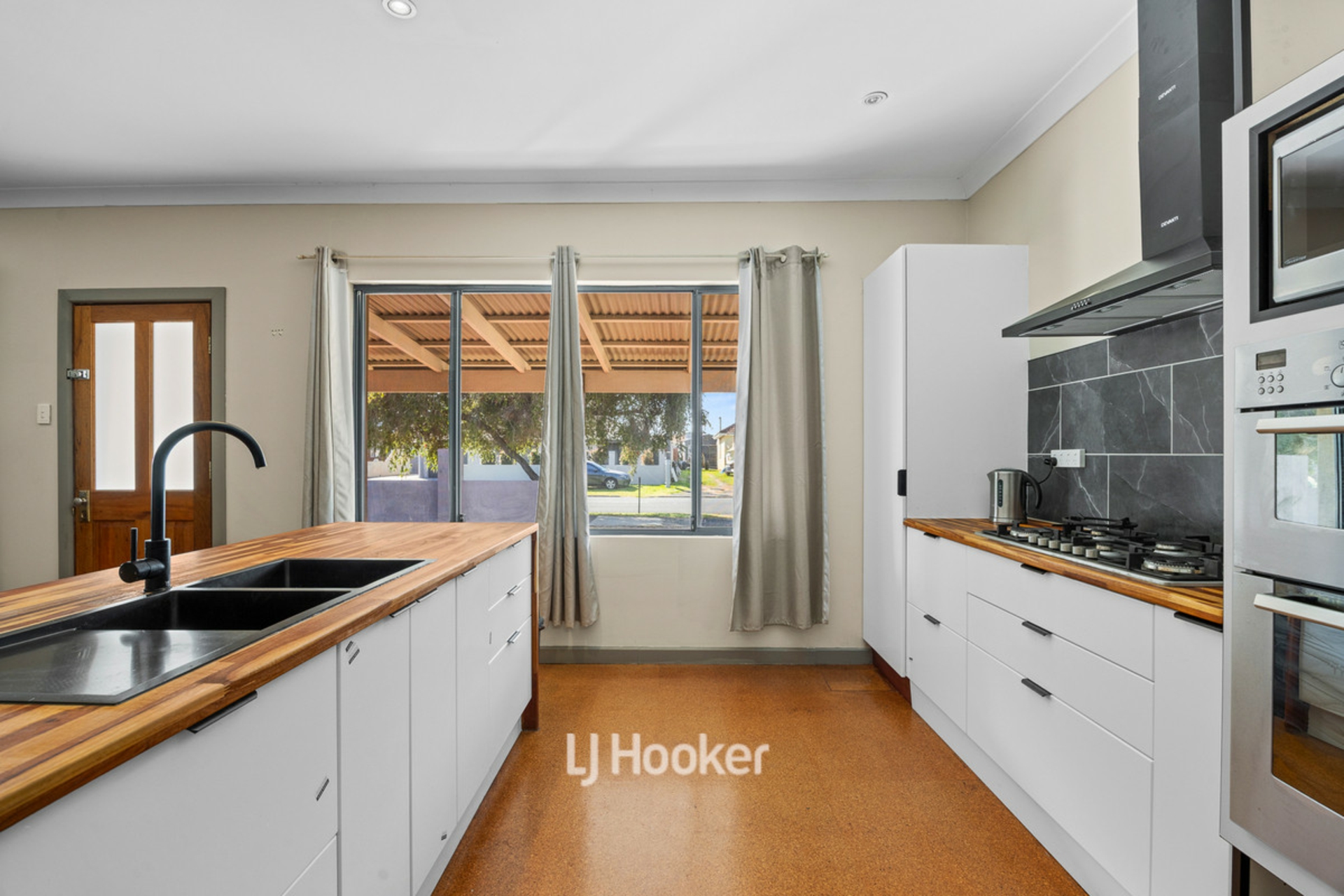 22 King Road — photo 7 of 30