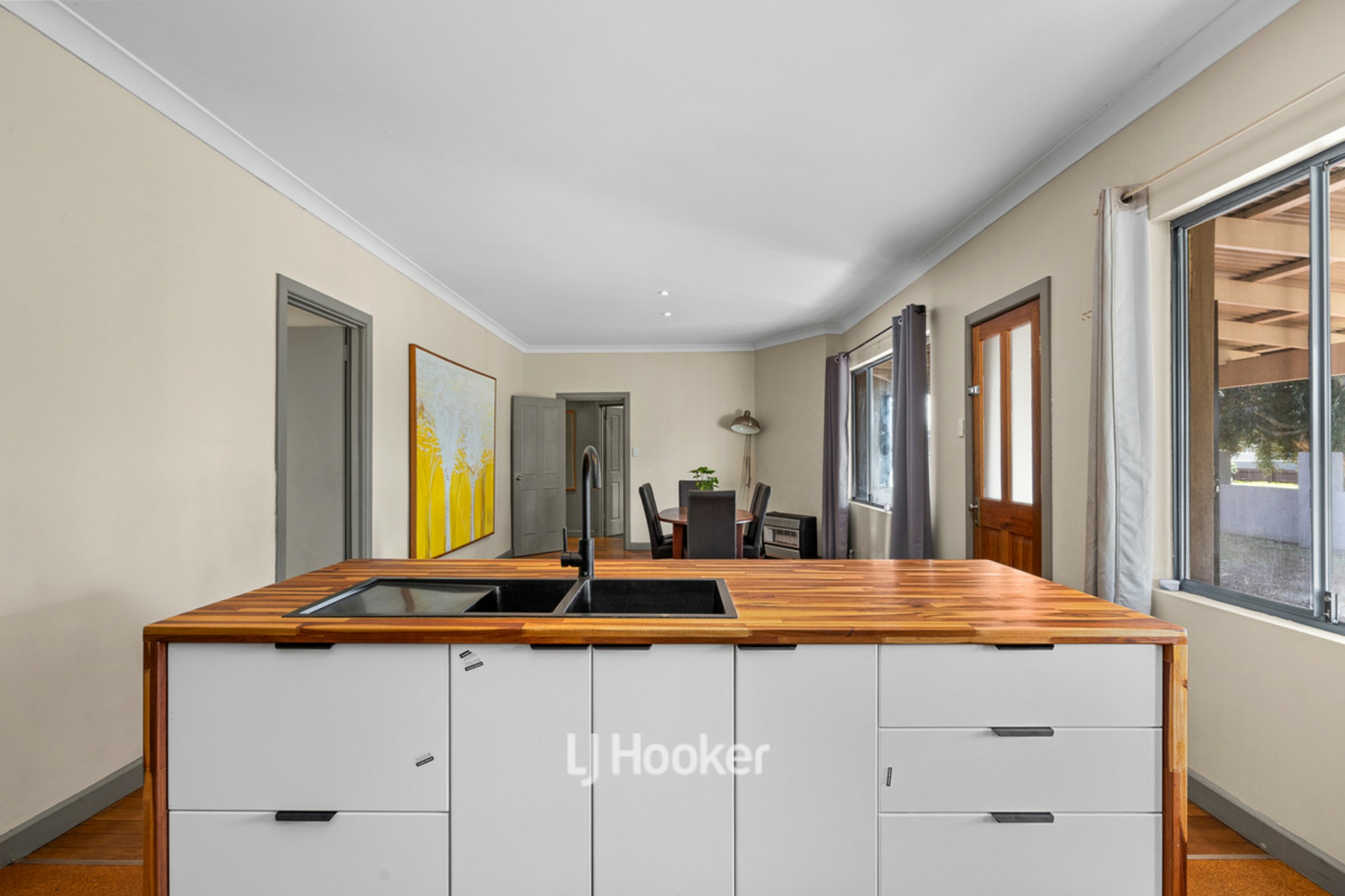 22 King Road — photo 8 of 30