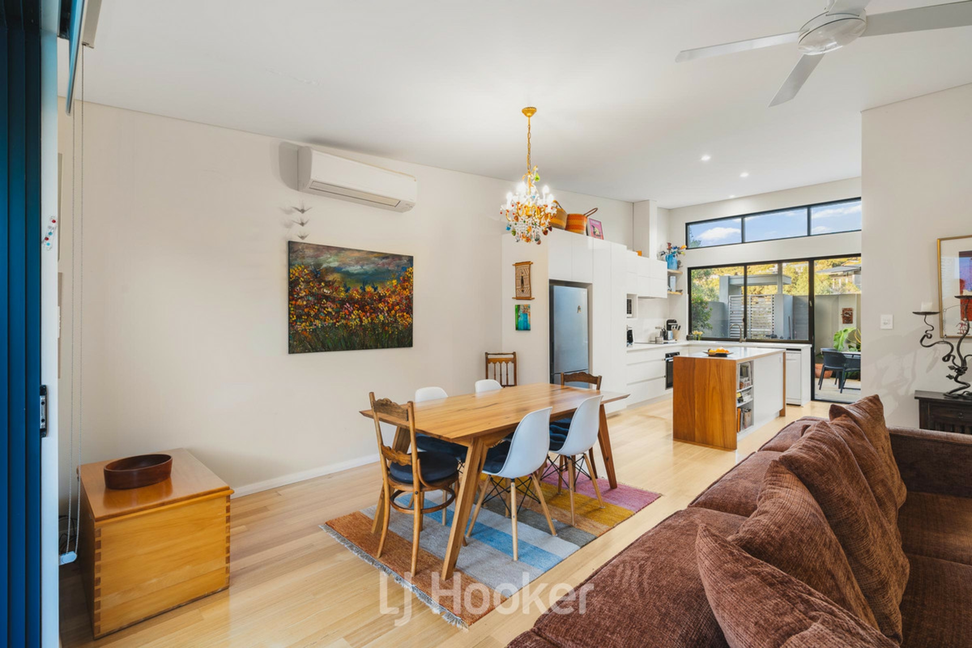 2/22 Valley Road — photo 12 of 27