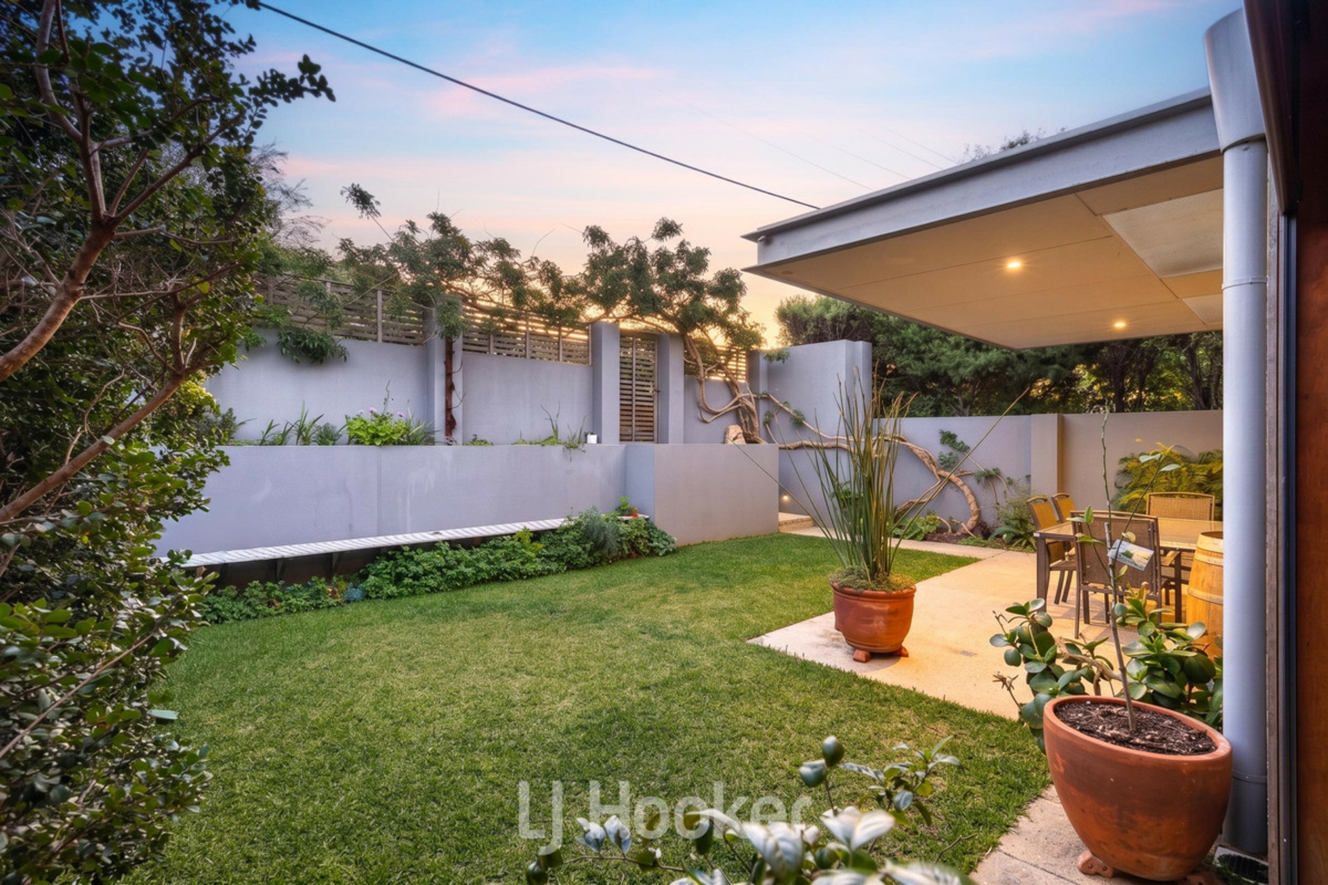 2/22 Valley Road — photo 16 of 27