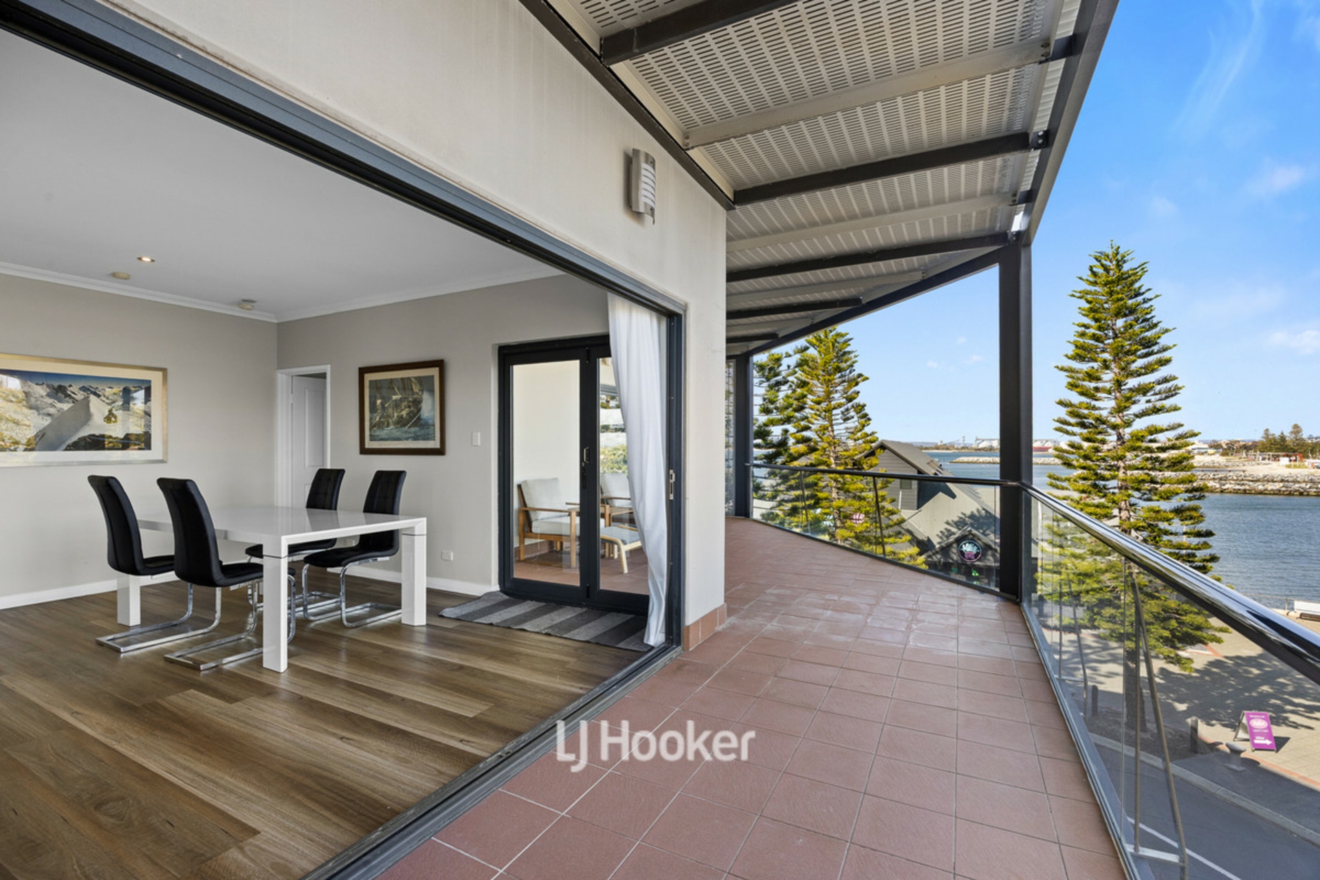26/23-25 Casuarina Drive — photo 22 of 30