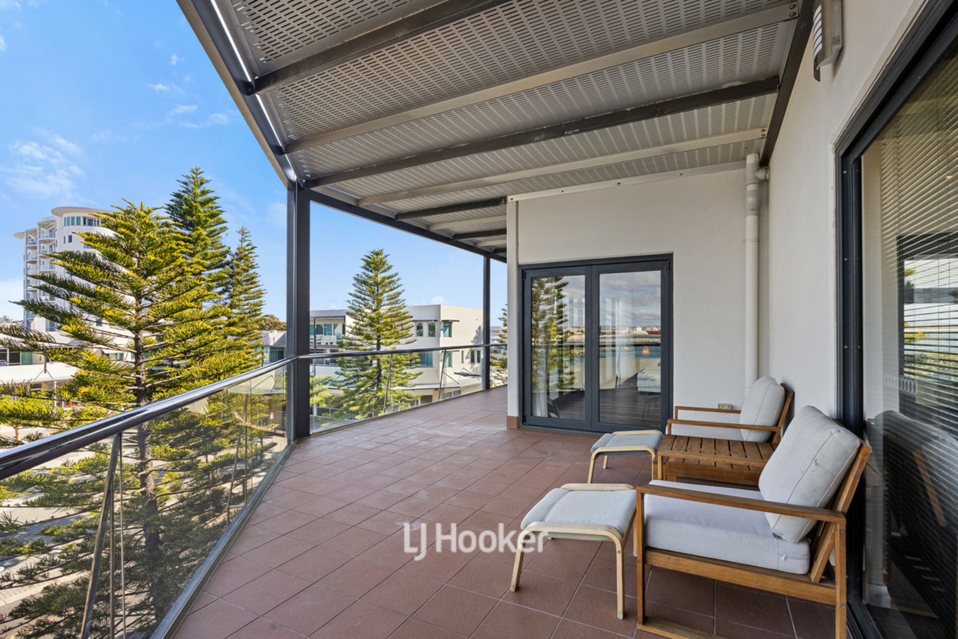 26/23-25 Casuarina Drive — photo 24 of 30