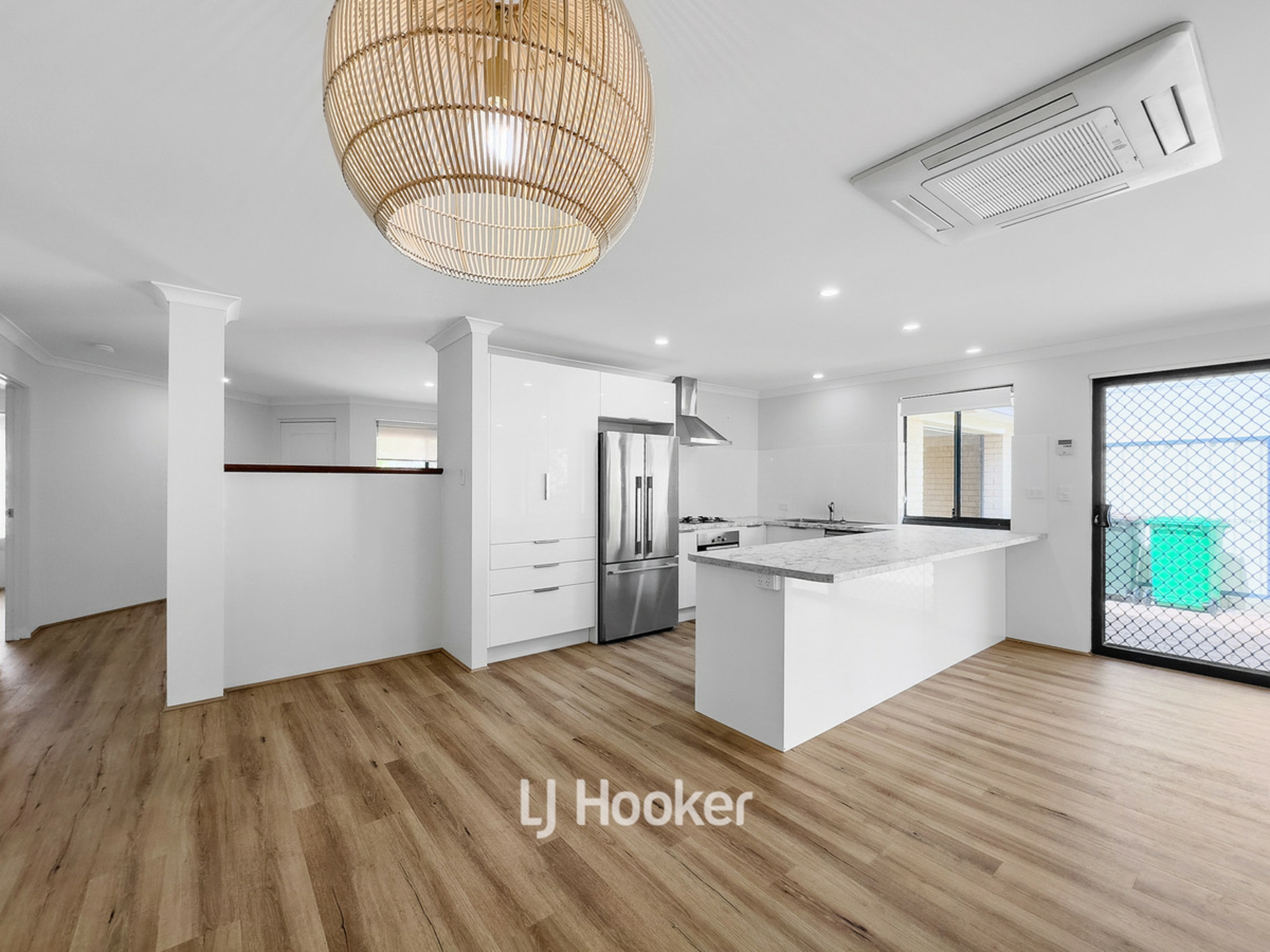 2/65 Clarke Street — photo 2 of 17