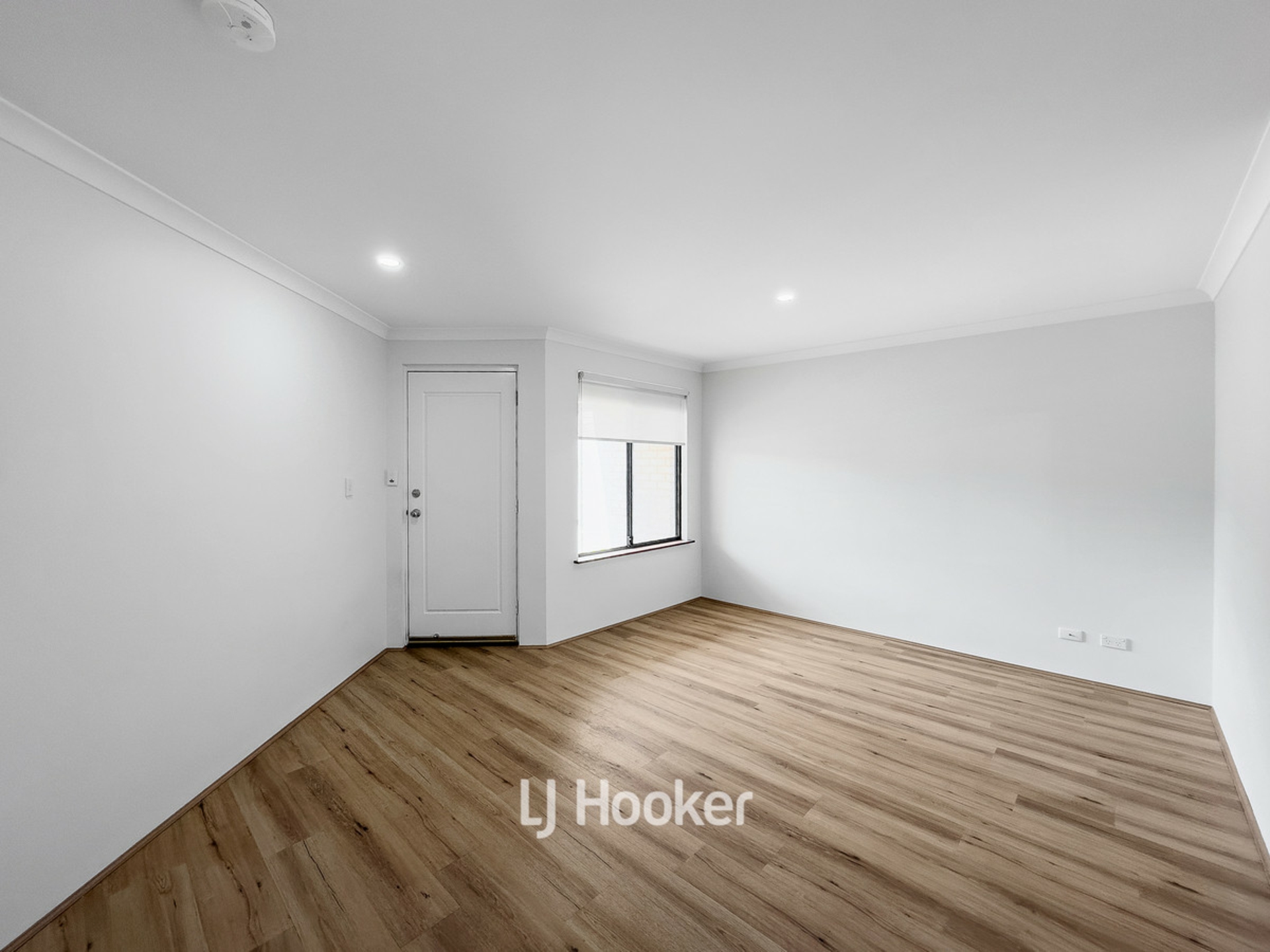 2/65 Clarke Street — photo 7 of 17