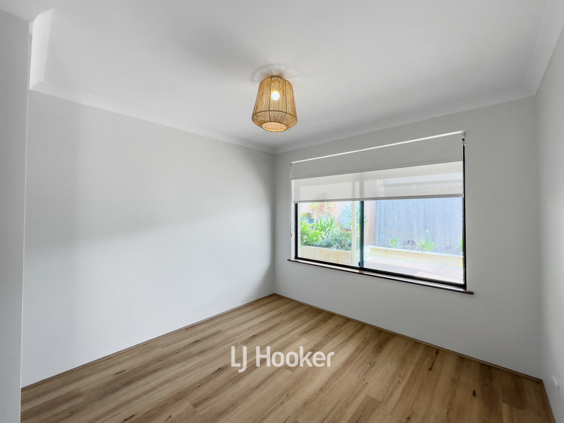 2/65 Clarke Street — photo 14 of 17
