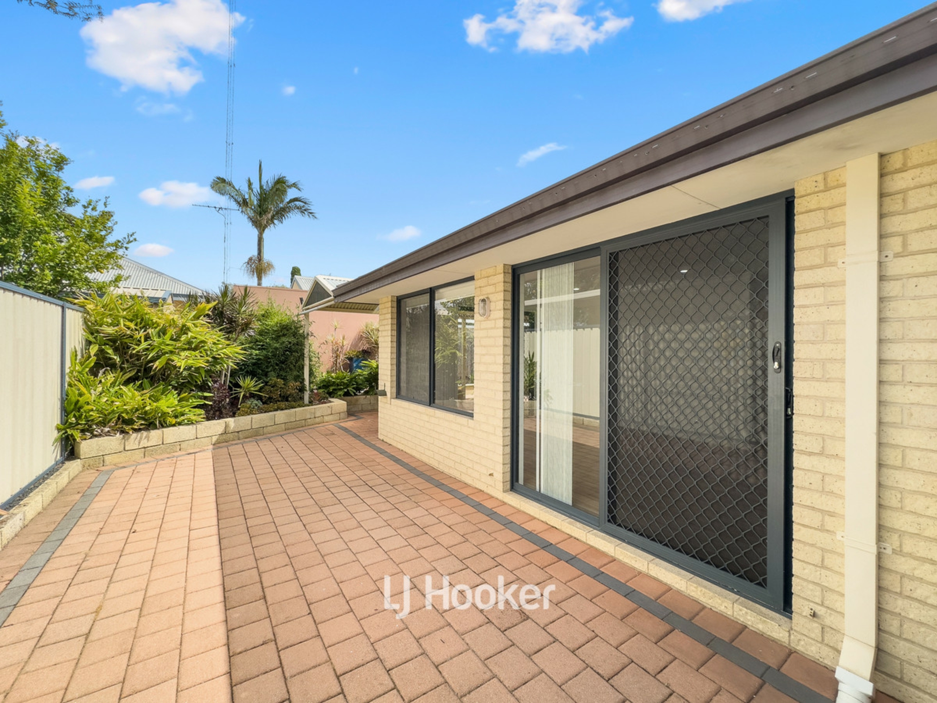 2/65 Clarke Street — photo 17 of 17