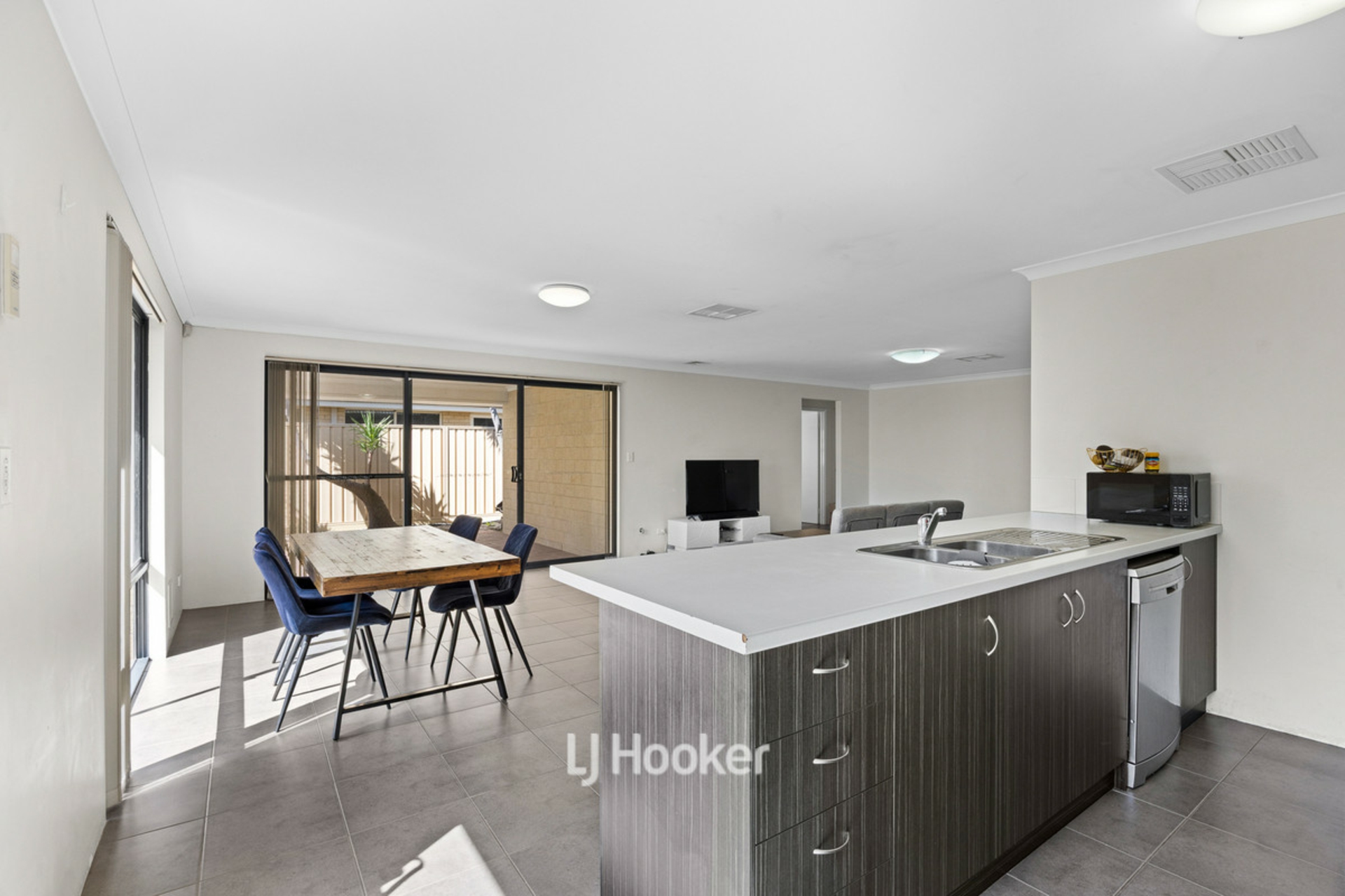 47 Crystal Bend — photo 10 of 26