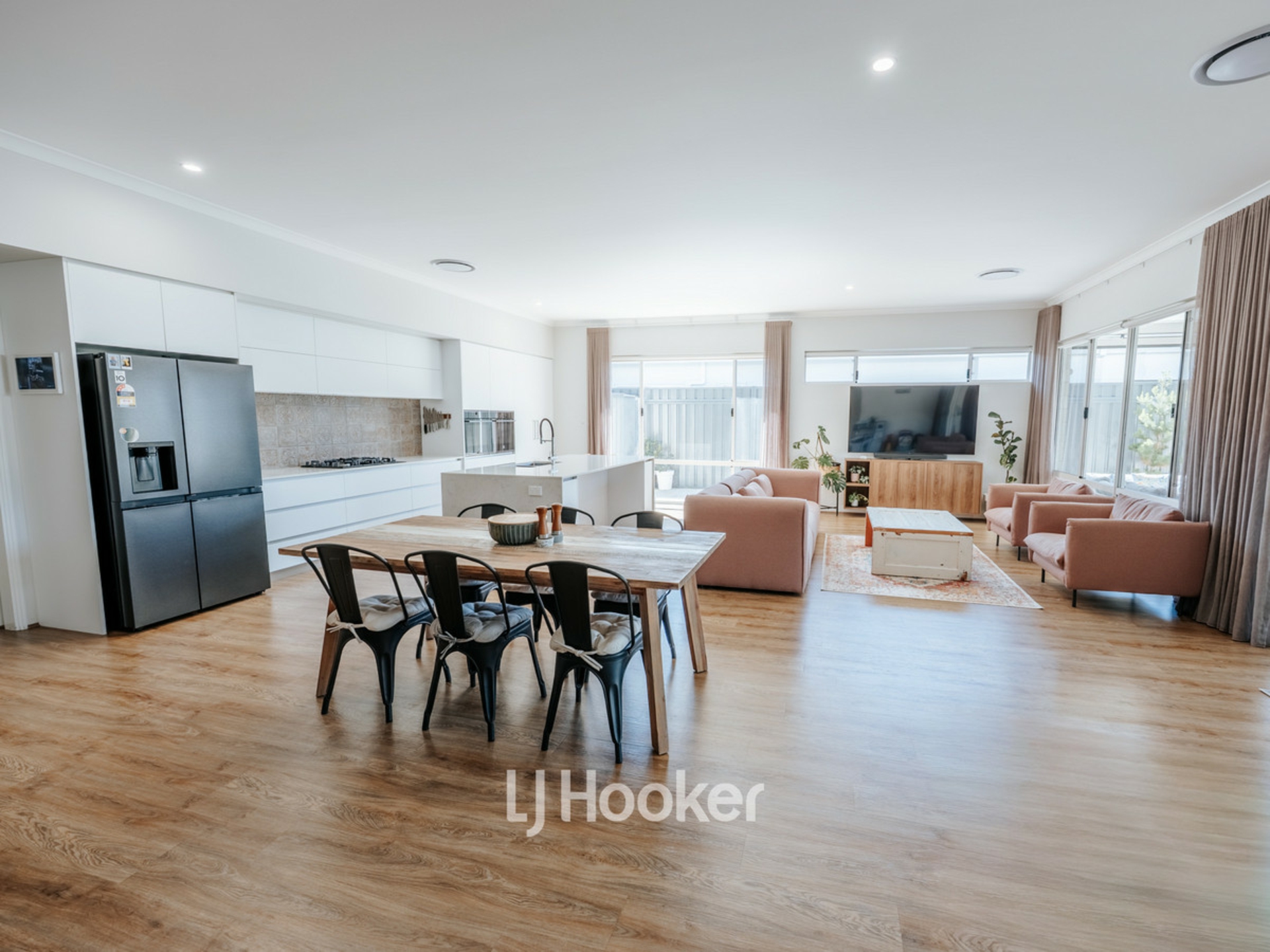 32 Tilbanup Drive — photo 3 of 18