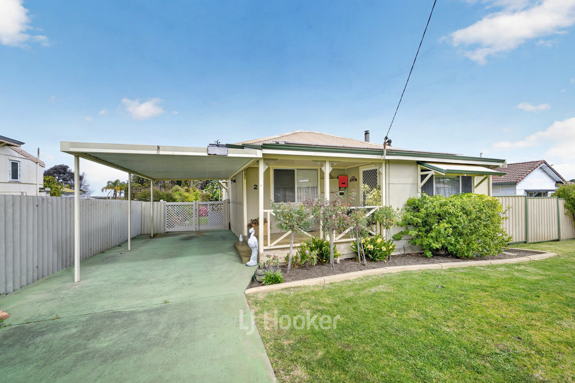 25 Denton Street — photo from LJ Hooker Property South West WA