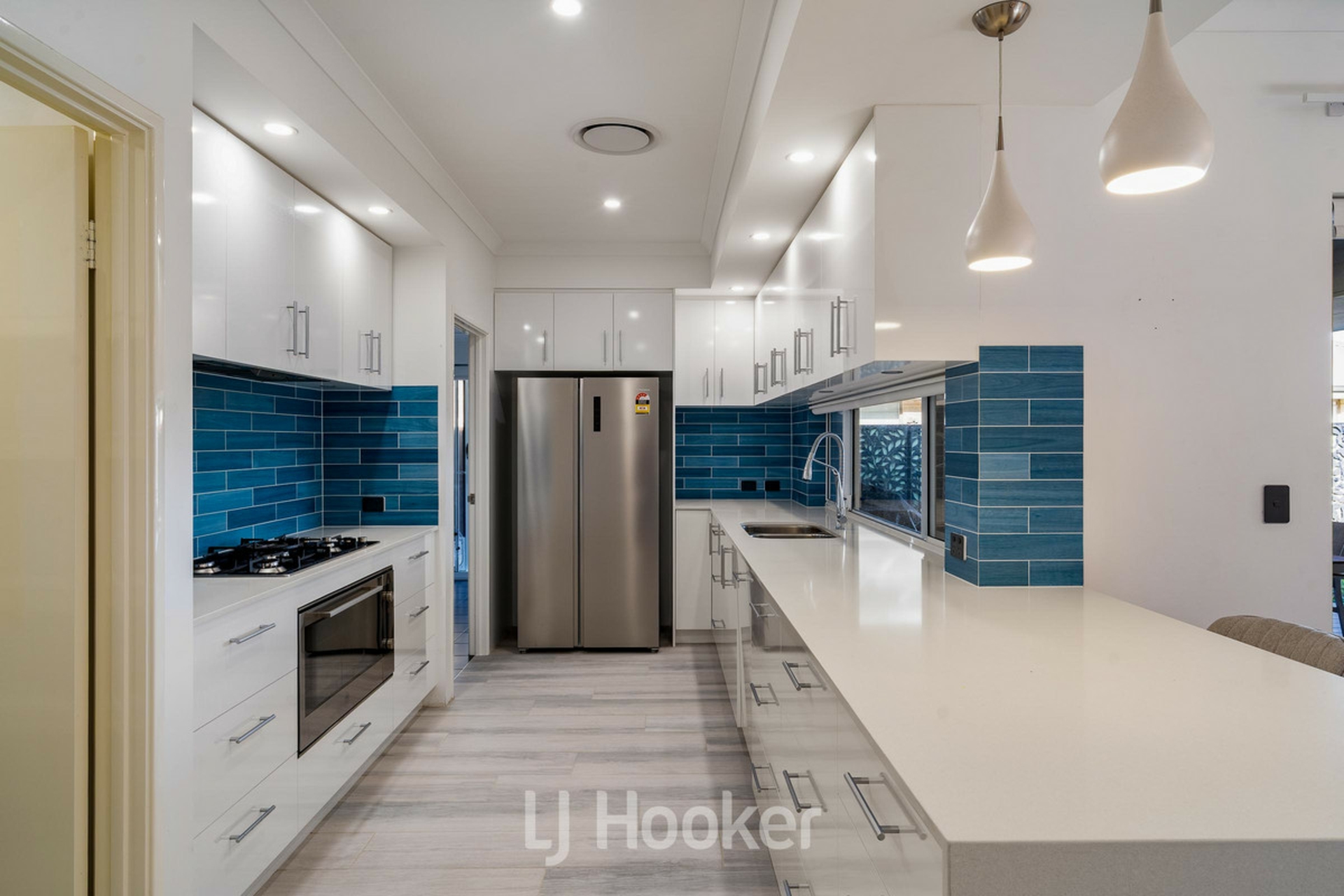8 Milligan Way — photo 4 of 25