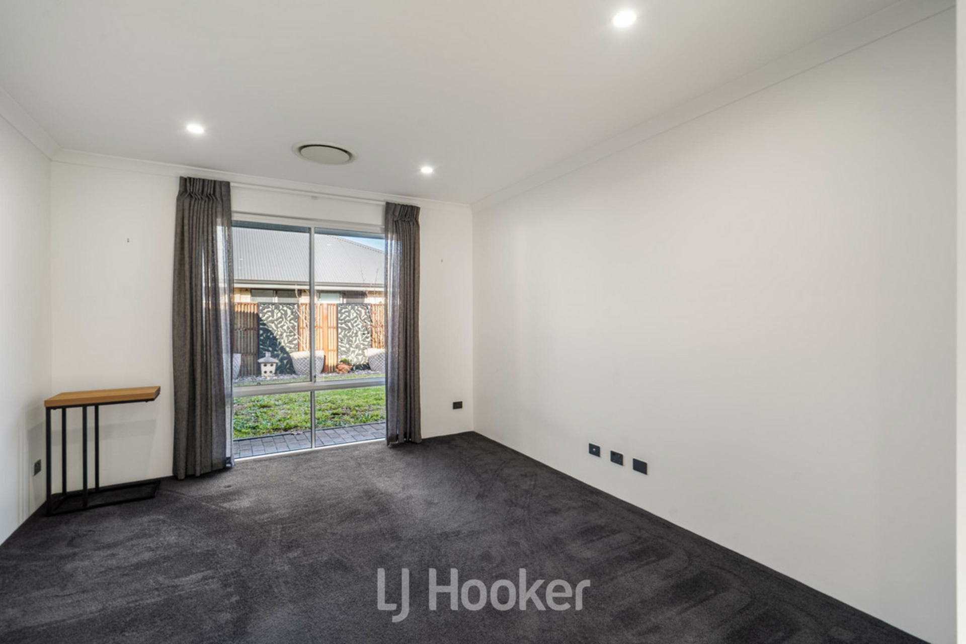 8 Milligan Way — photo 8 of 25