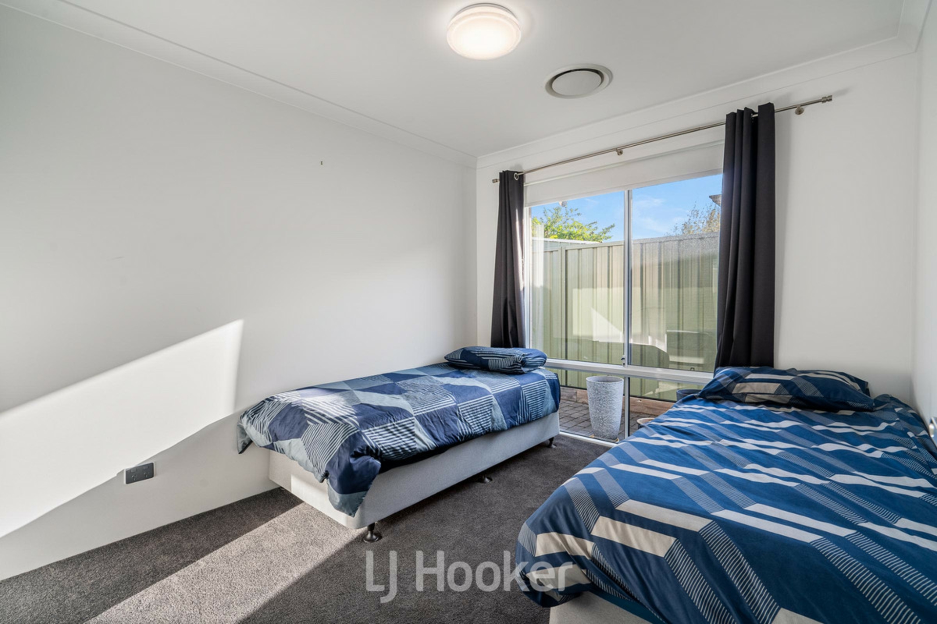 8 Milligan Way — photo 15 of 25