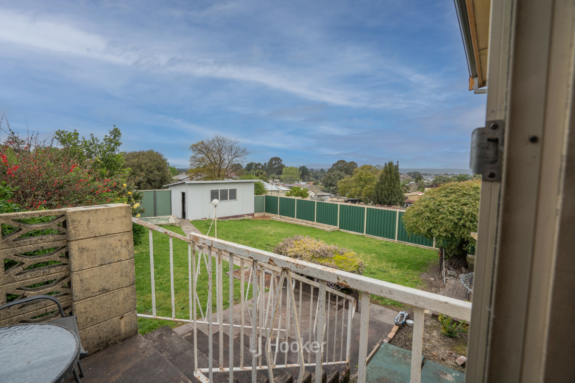 32 Bucktin Street — photo 15 of 16