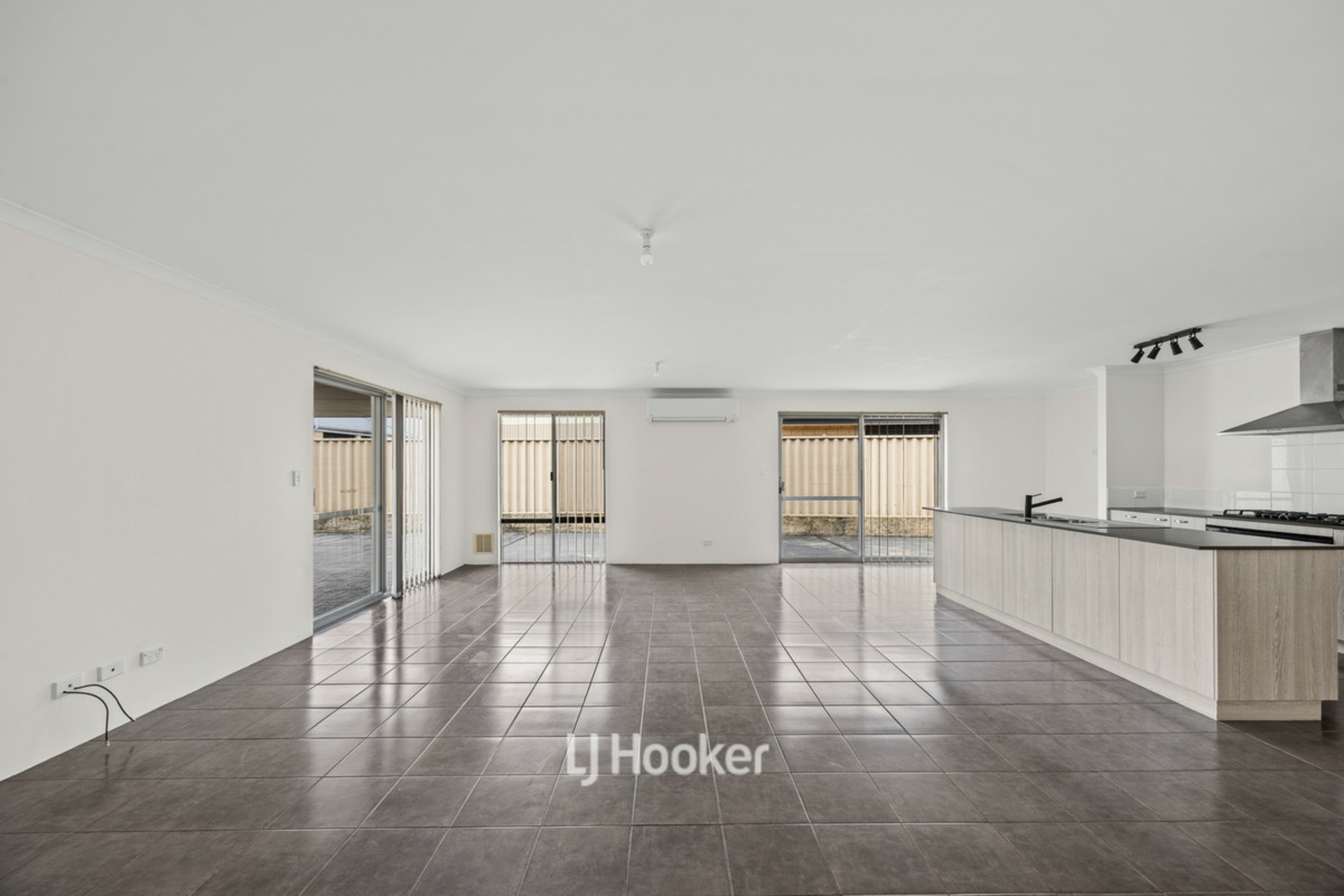 9 Eleanor Way — photo 11 of 30