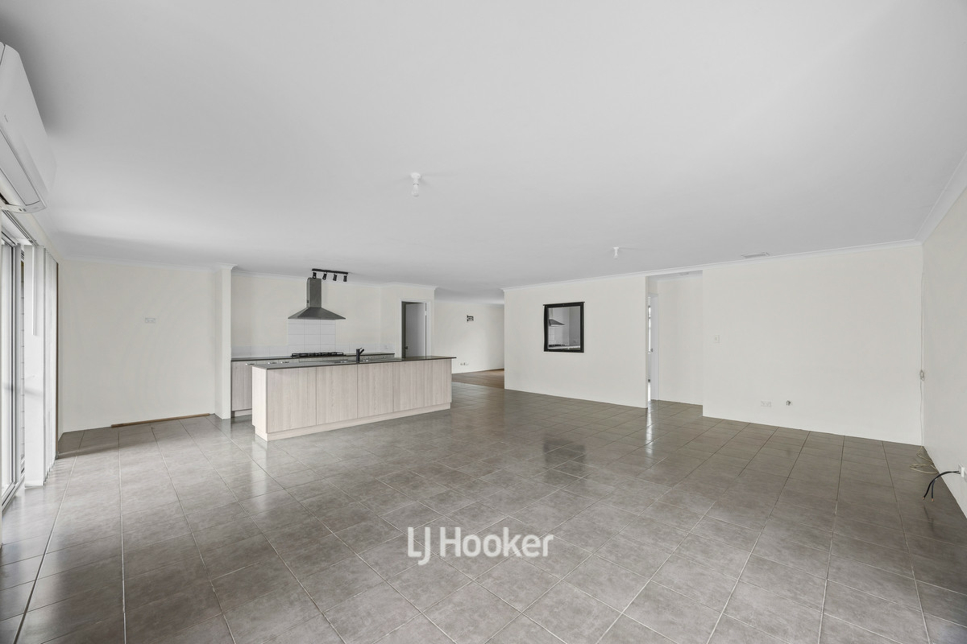 9 Eleanor Way — photo 15 of 30