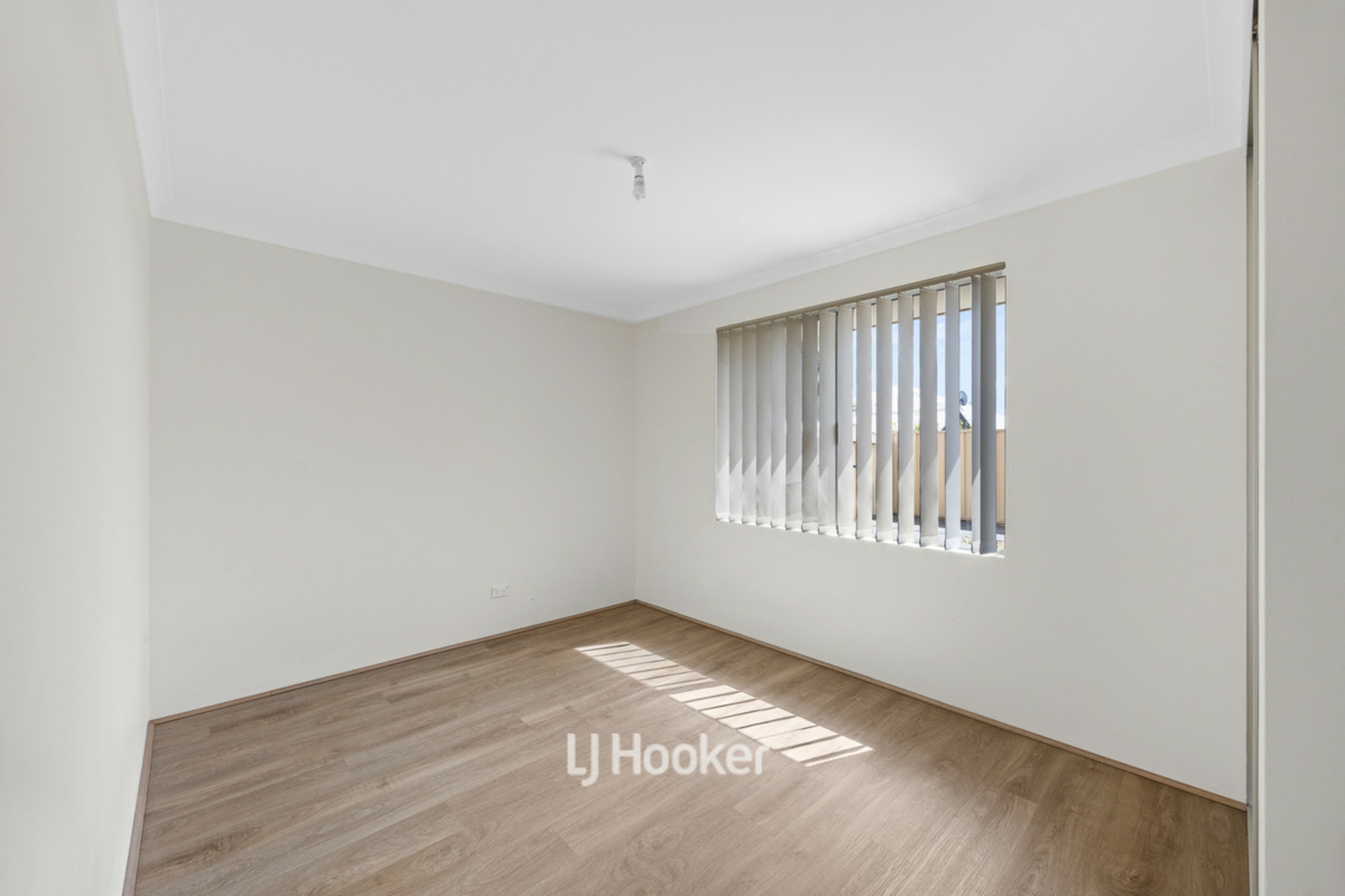 9 Eleanor Way — photo 23 of 30