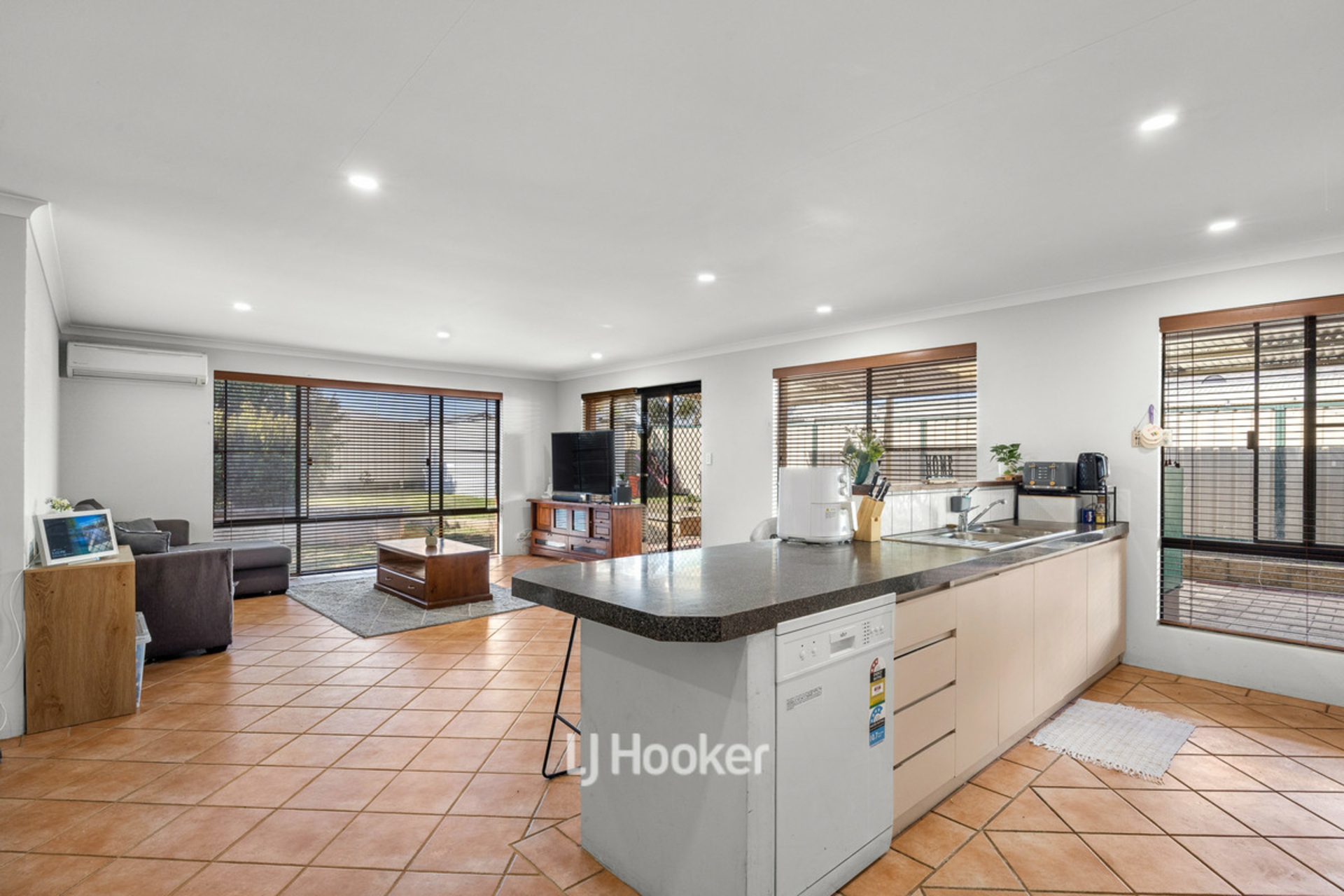 4 O'Meehan Green — photo 4 of 28