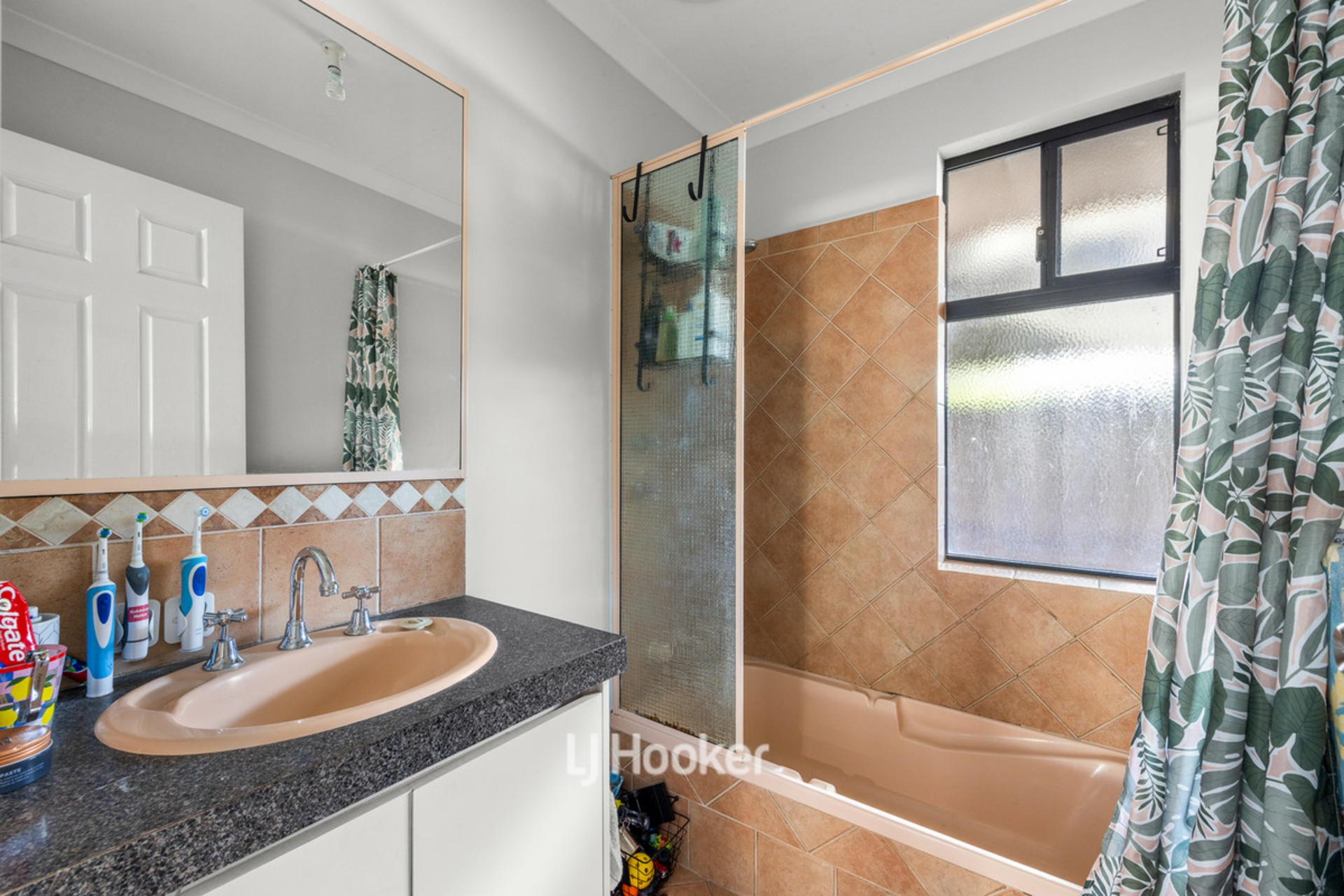4 O'Meehan Green — photo 19 of 28