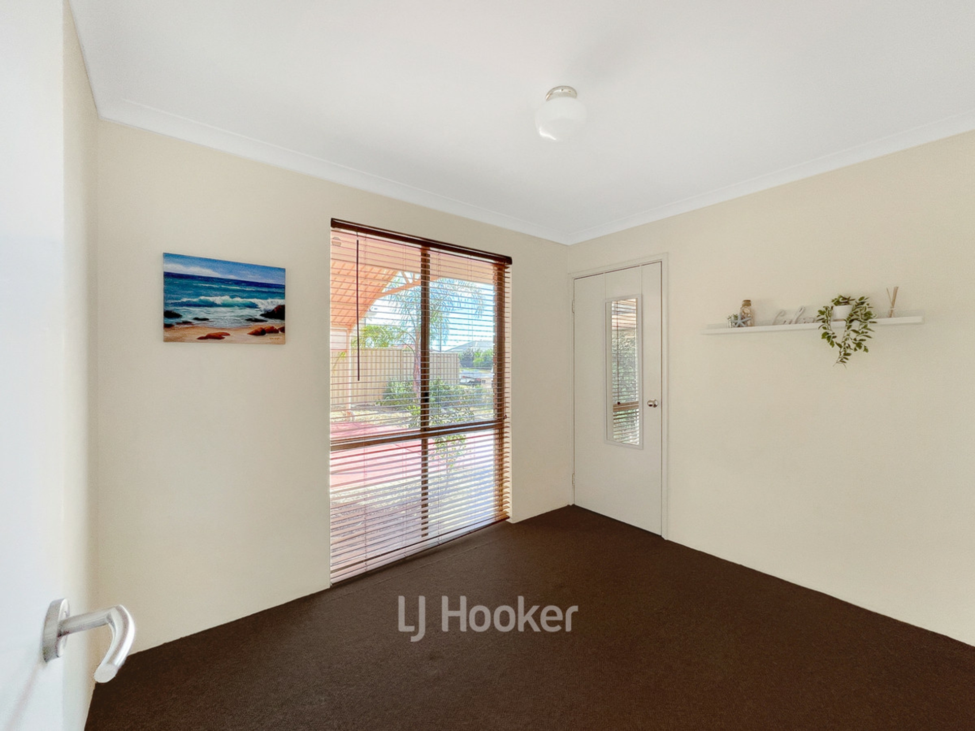 4 Wallaroo Way — photo 8 of 14