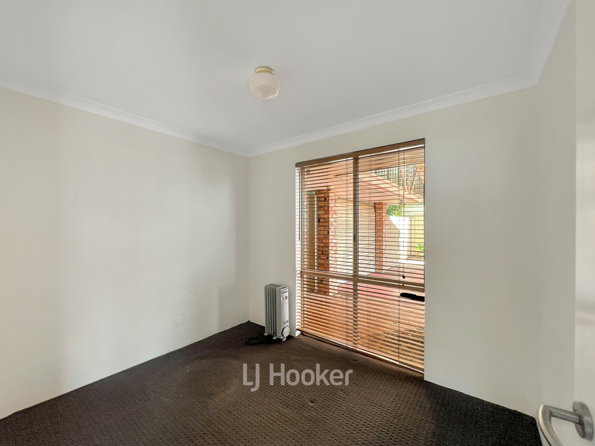 4 Wallaroo Way — photo 9 of 14