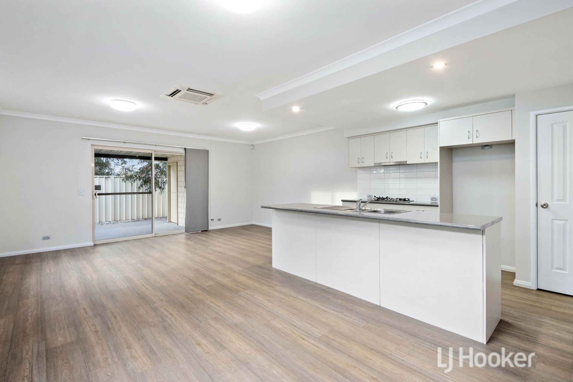 16A Francis Street — photo from LJ Hooker Property South West WA