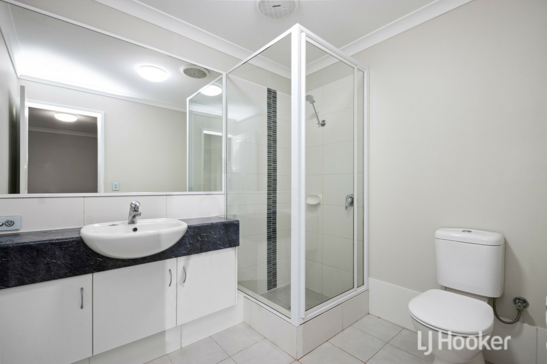 16A Francis Street — photo 6 of 12
