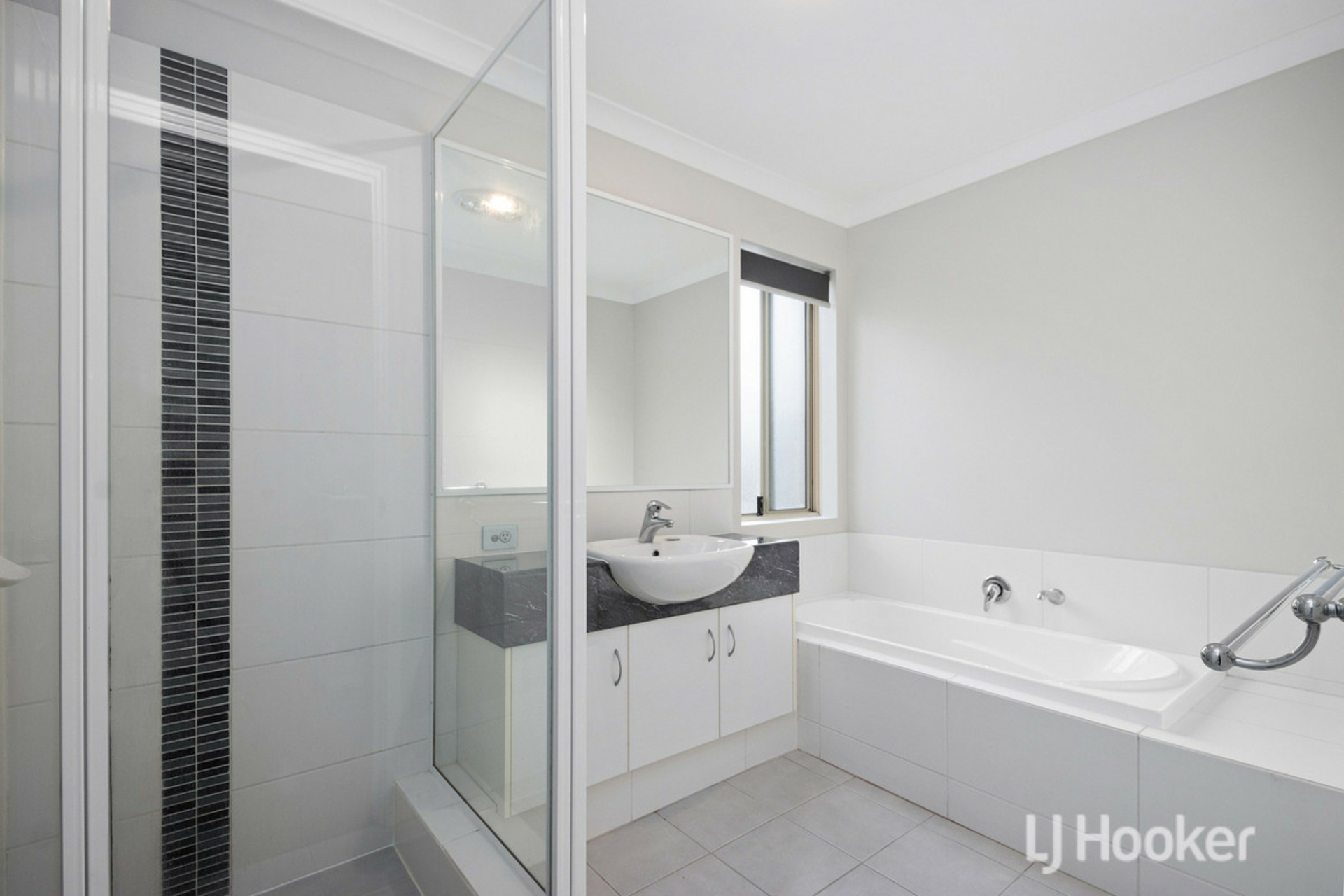 16A Francis Street — photo 11 of 12