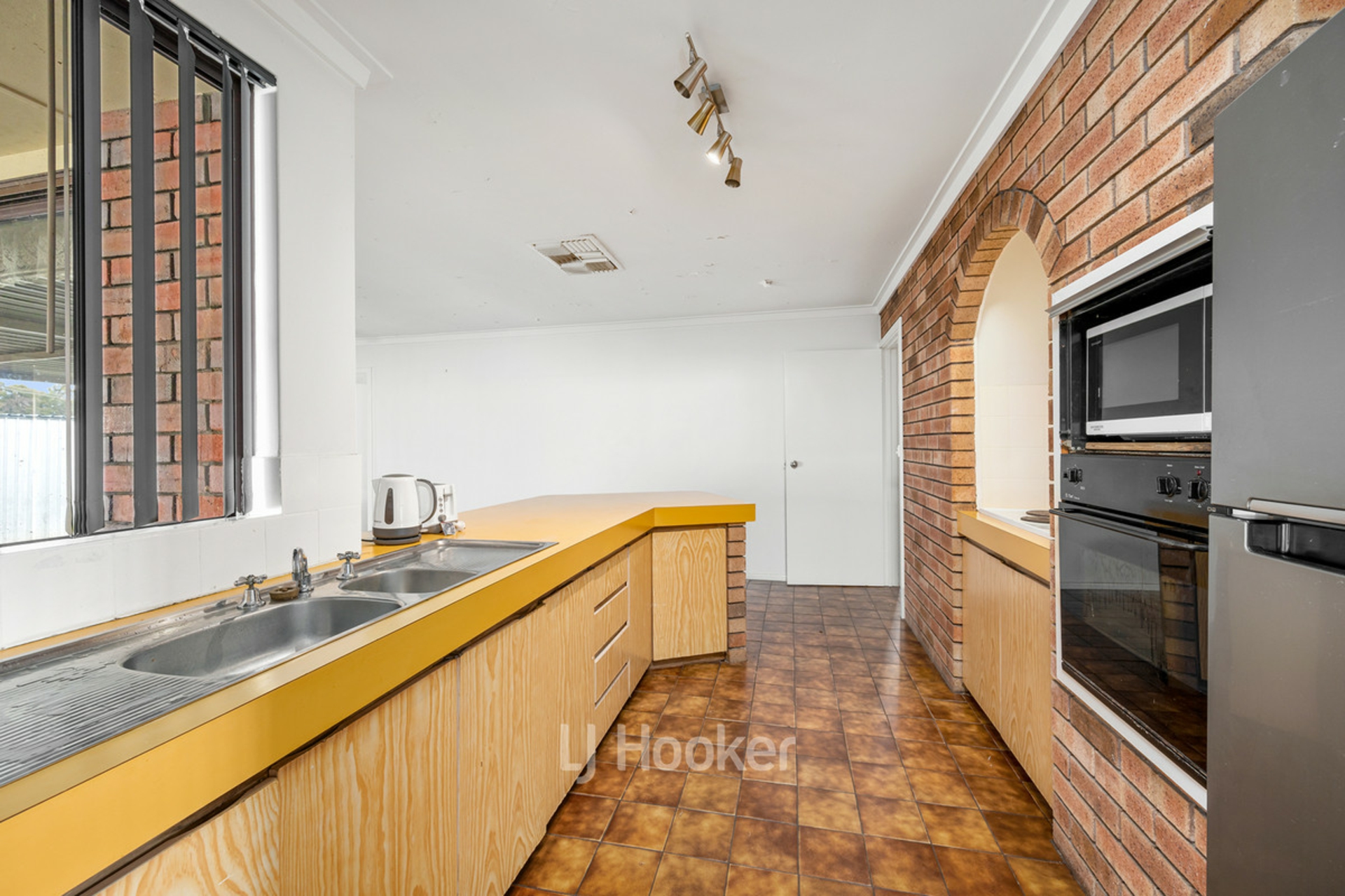 20 Shannon Way — photo 14 of 26