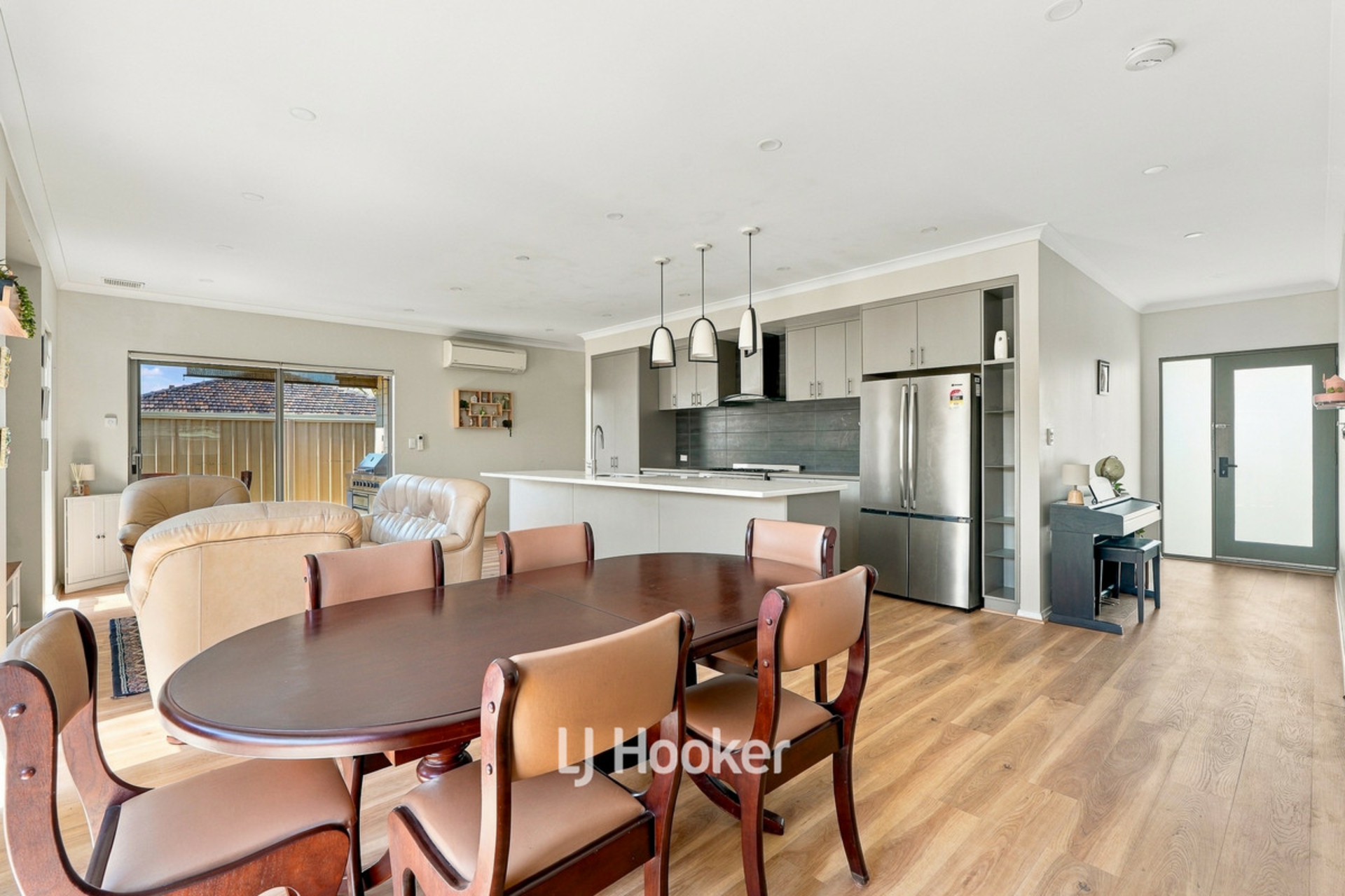 22B Isernia Place — photo 8 of 29