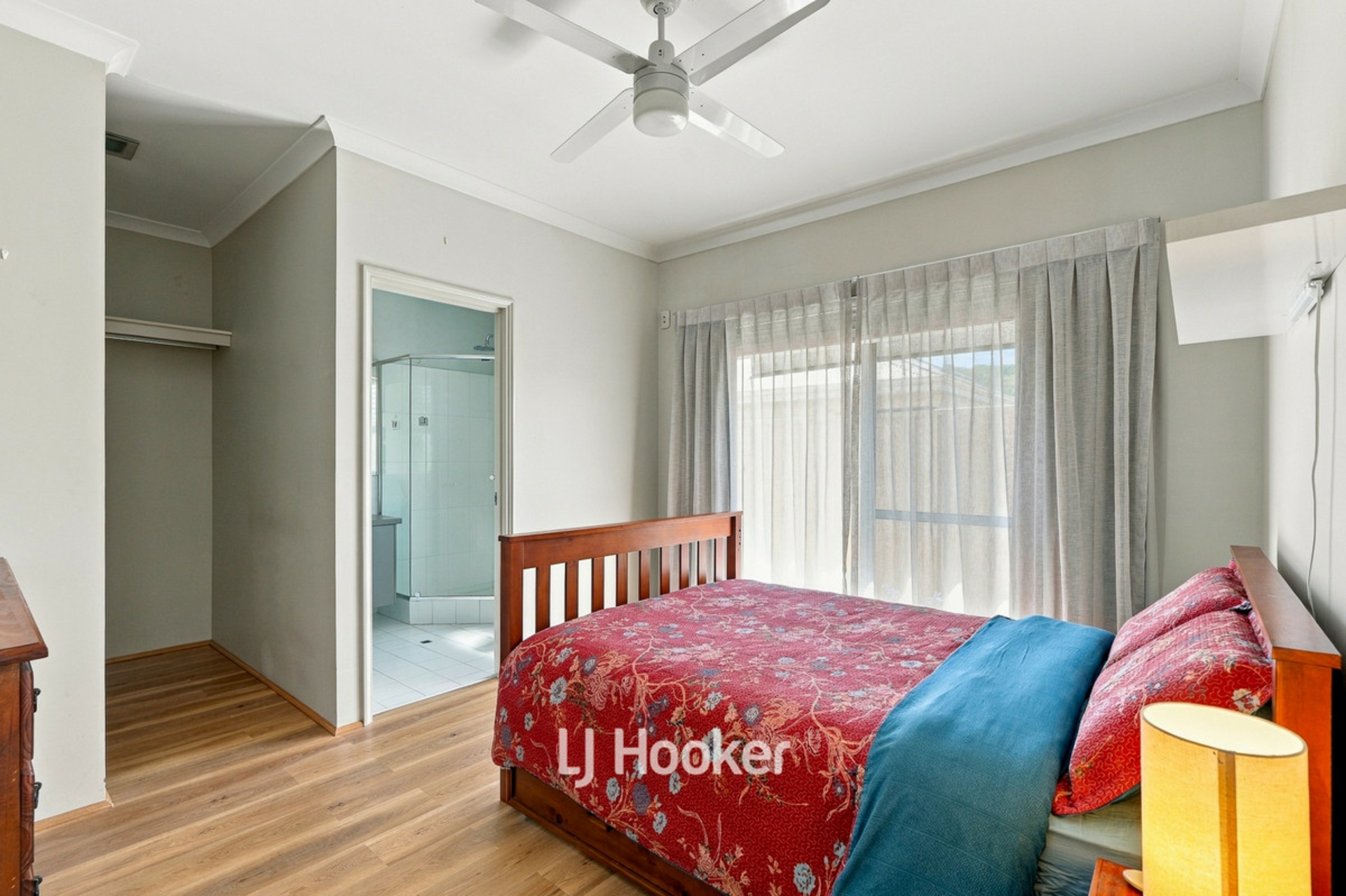 22B Isernia Place — photo 14 of 29
