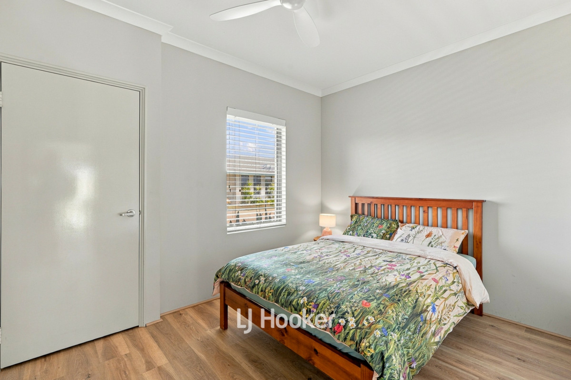 22B Isernia Place — photo 19 of 29