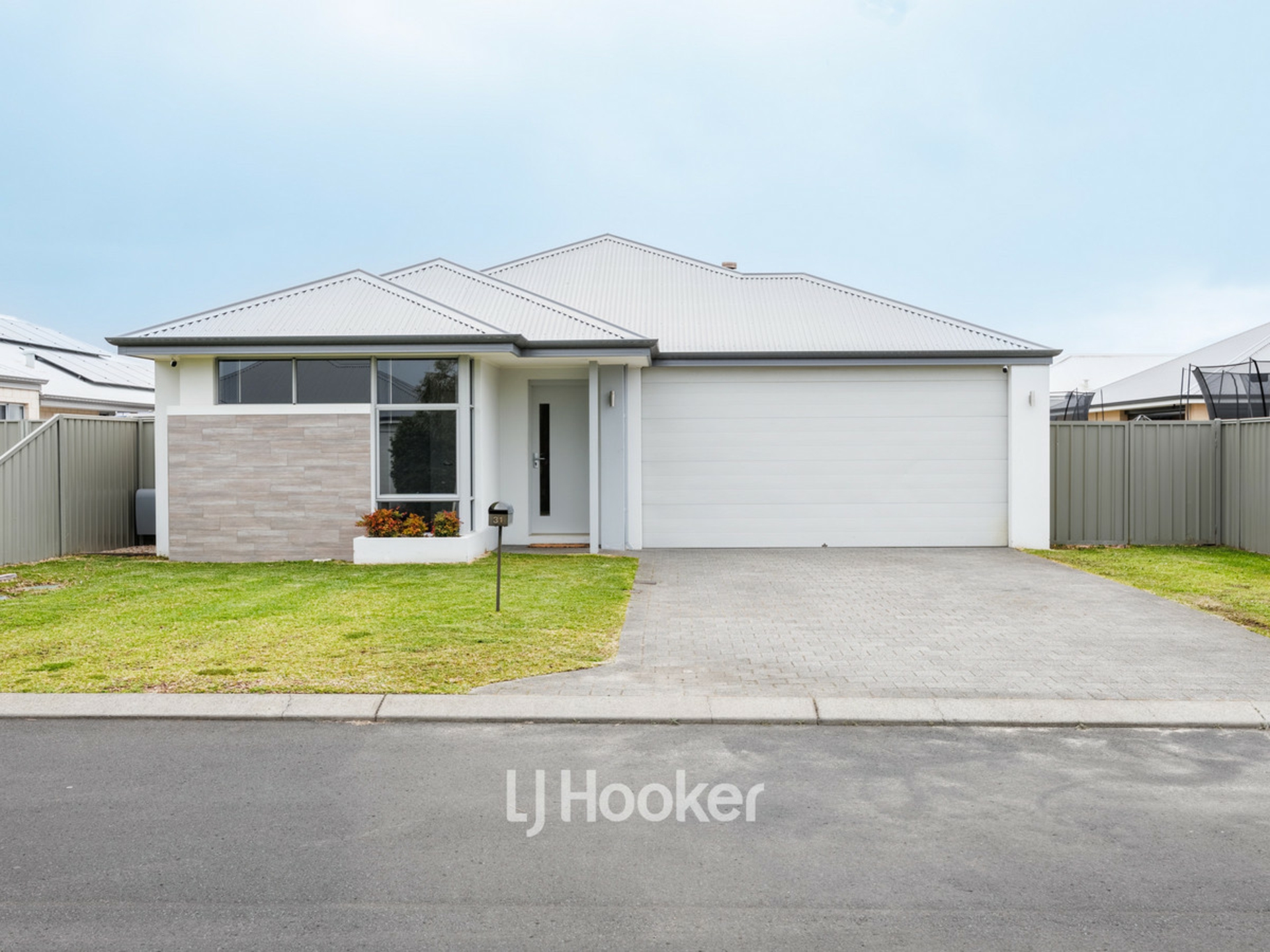 31 Amberjack Avenue — photo from LJ Hooker Property South West WA