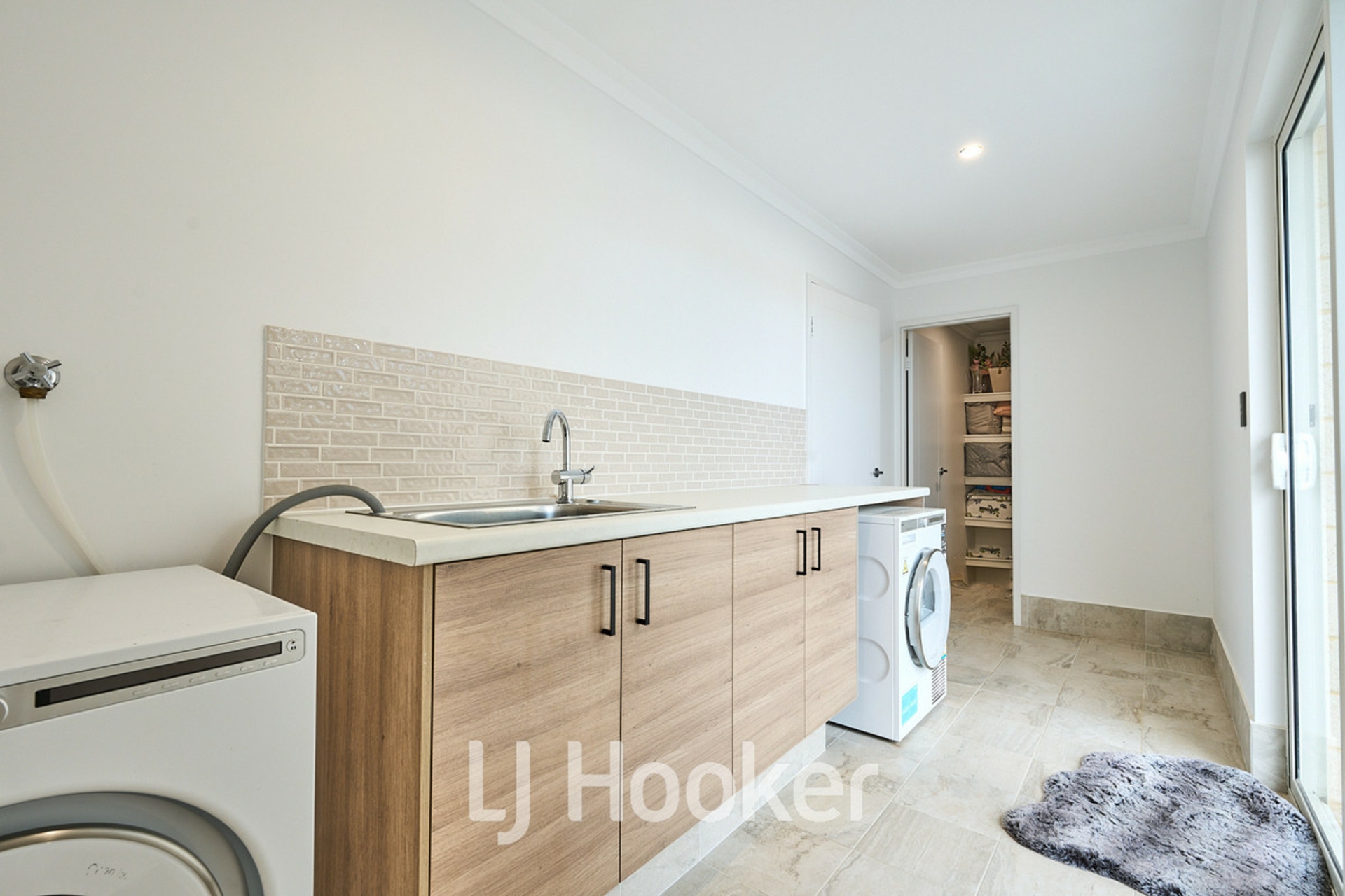 40 Sierra Crescent — photo 22 of 30