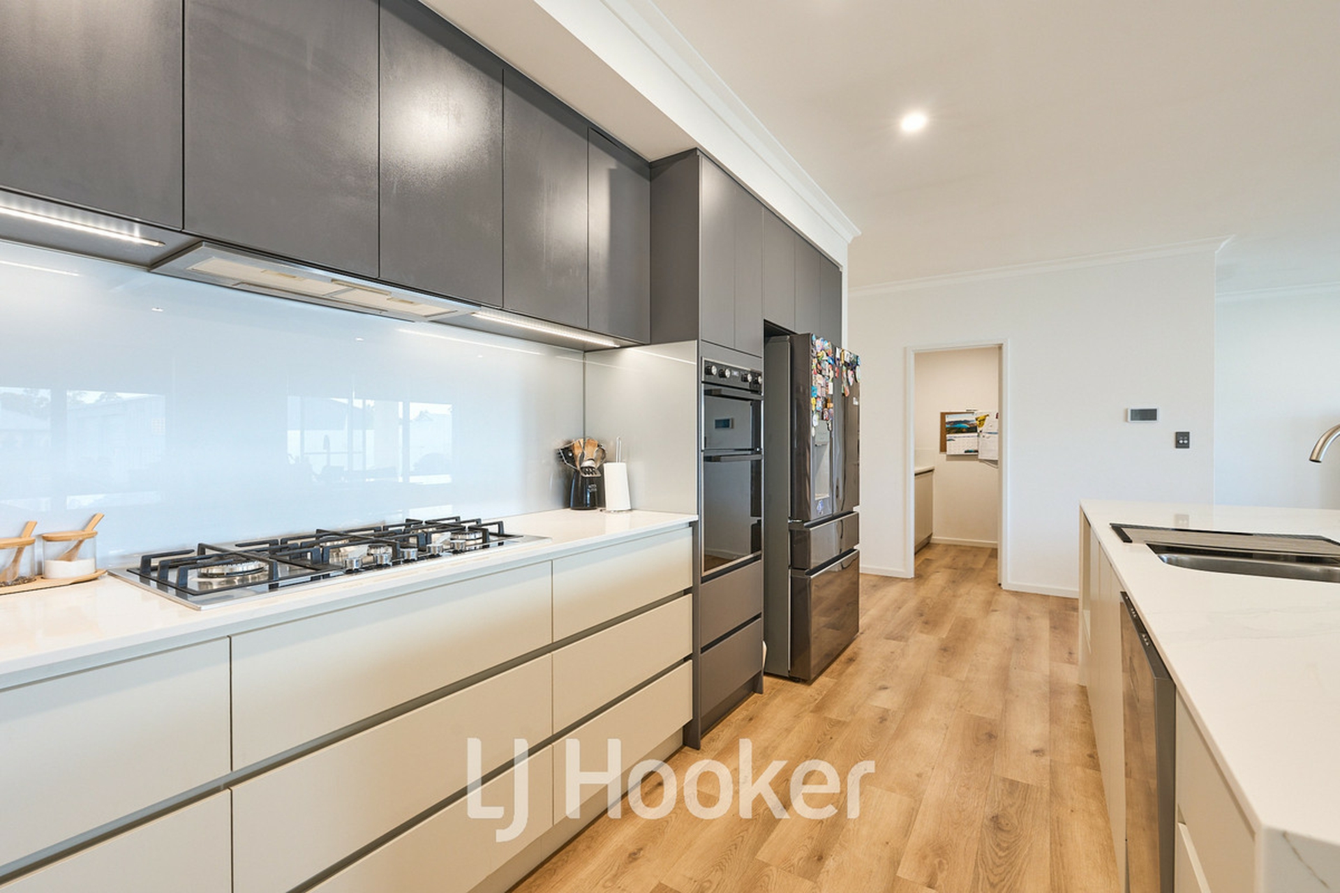 40 Sierra Crescent — photo 25 of 30