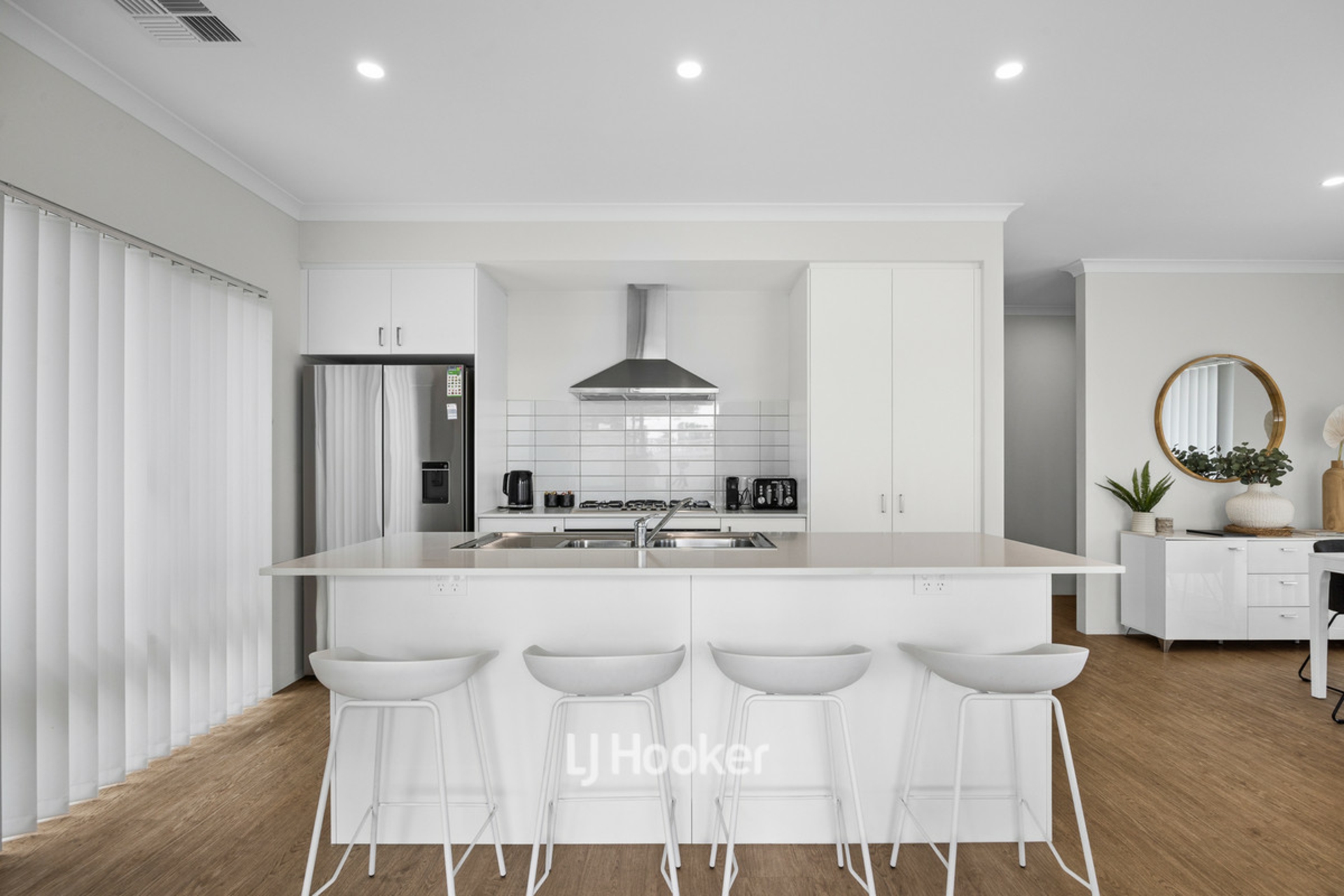 1/1 Mossop Street — photo from LJ Hooker Property South West WA