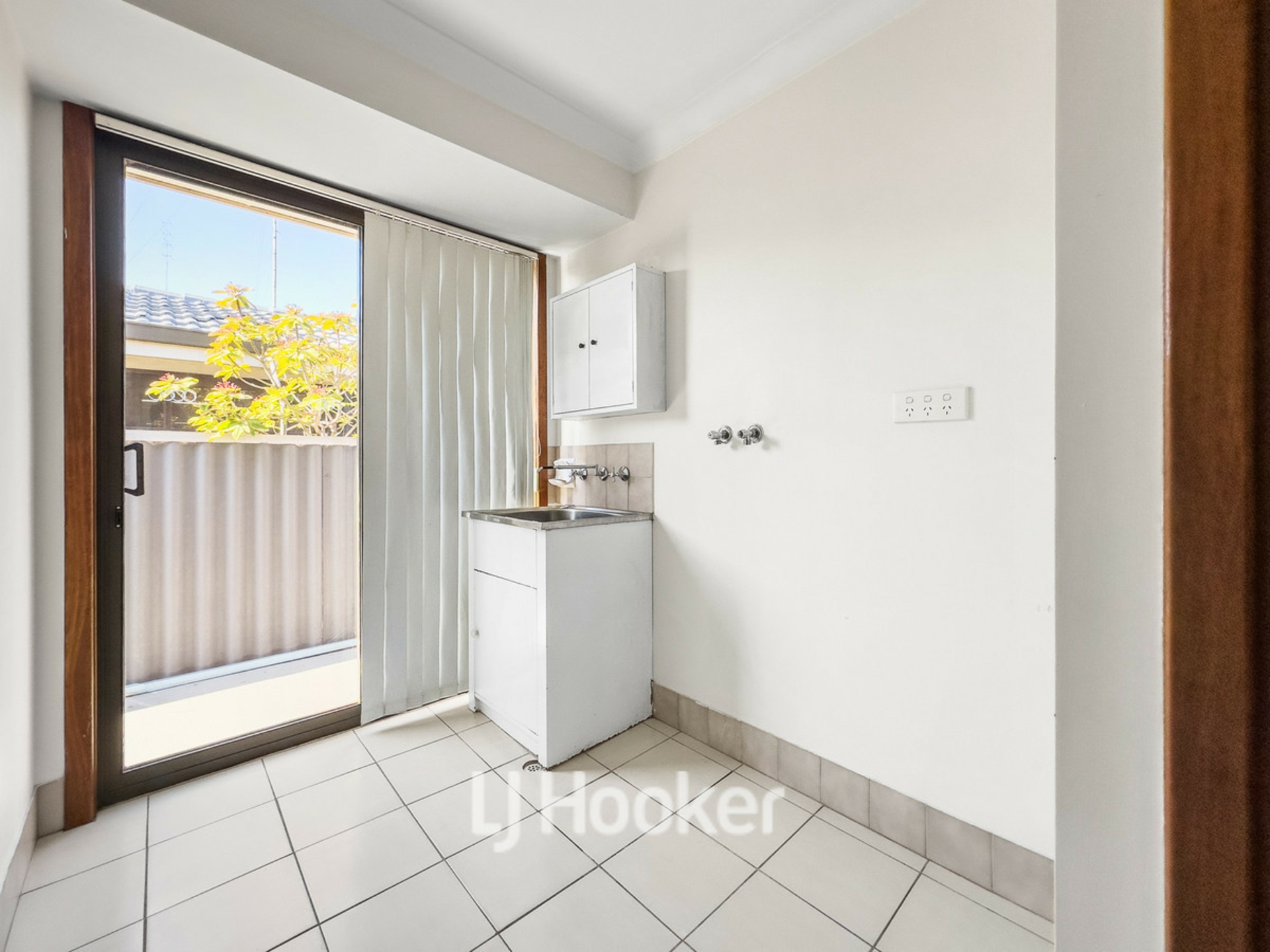 10 Cannon Place — photo 18 of 19