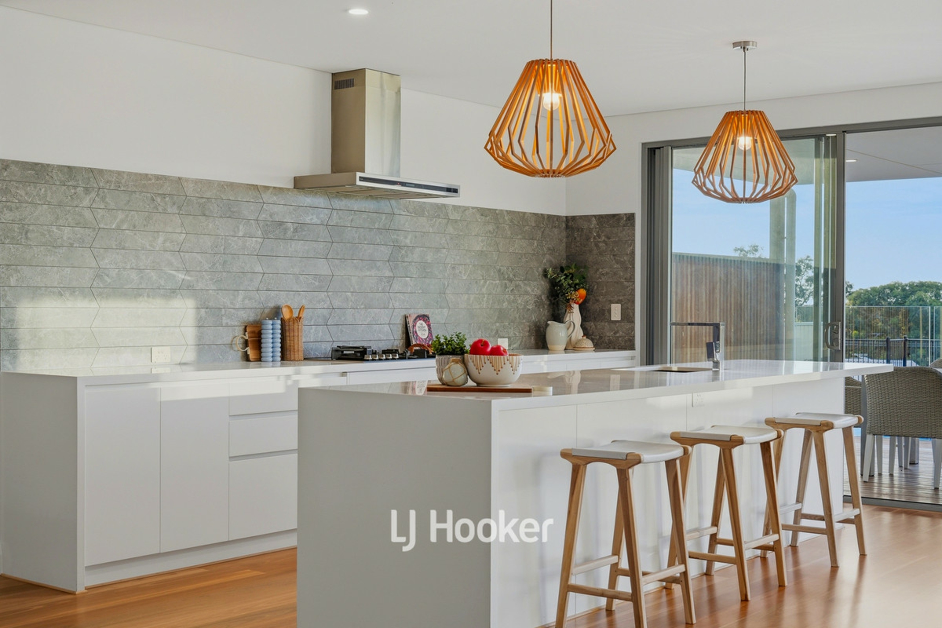 10 Eagle Crescent — photo 12 of 30