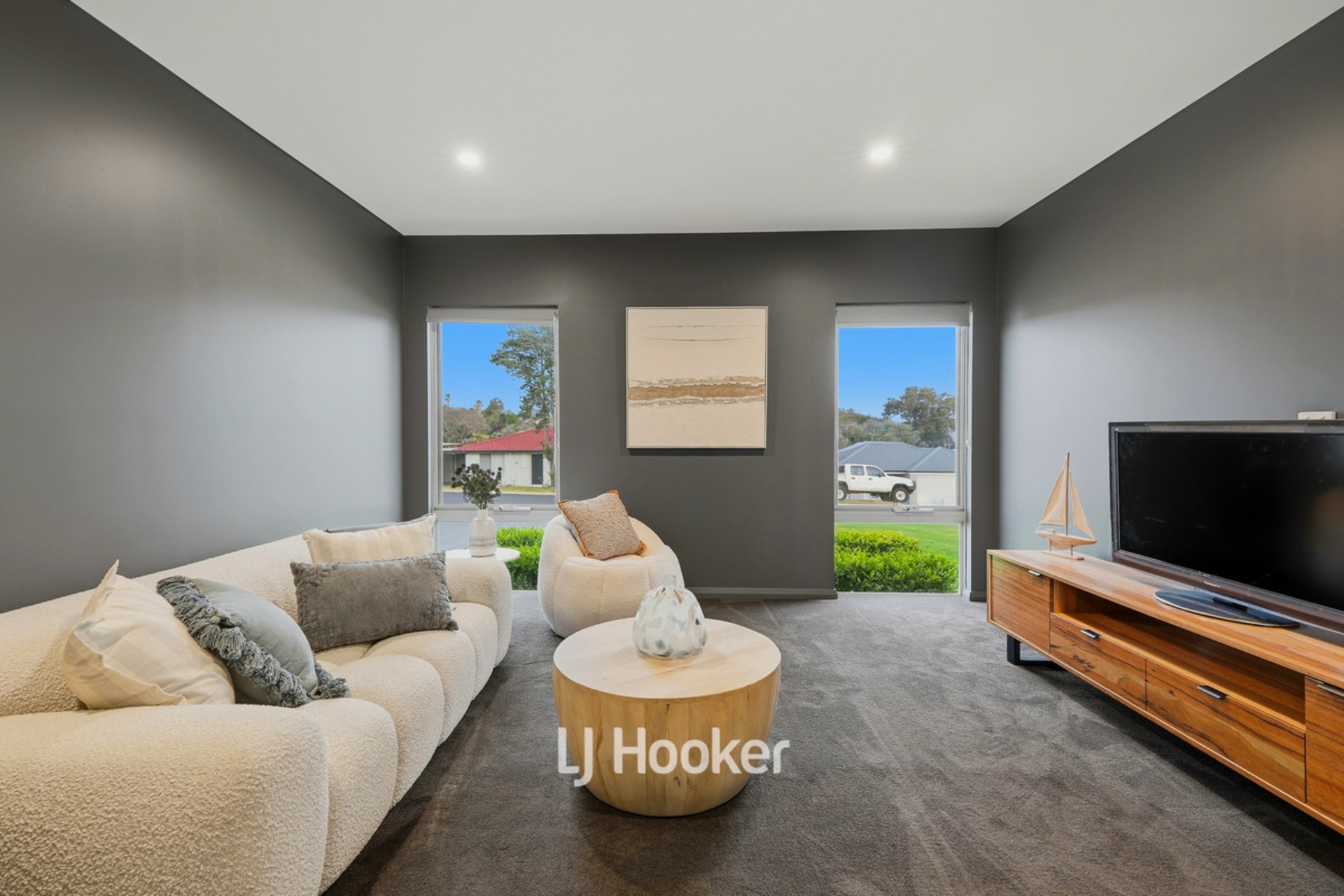 10 Eagle Crescent — photo 18 of 30