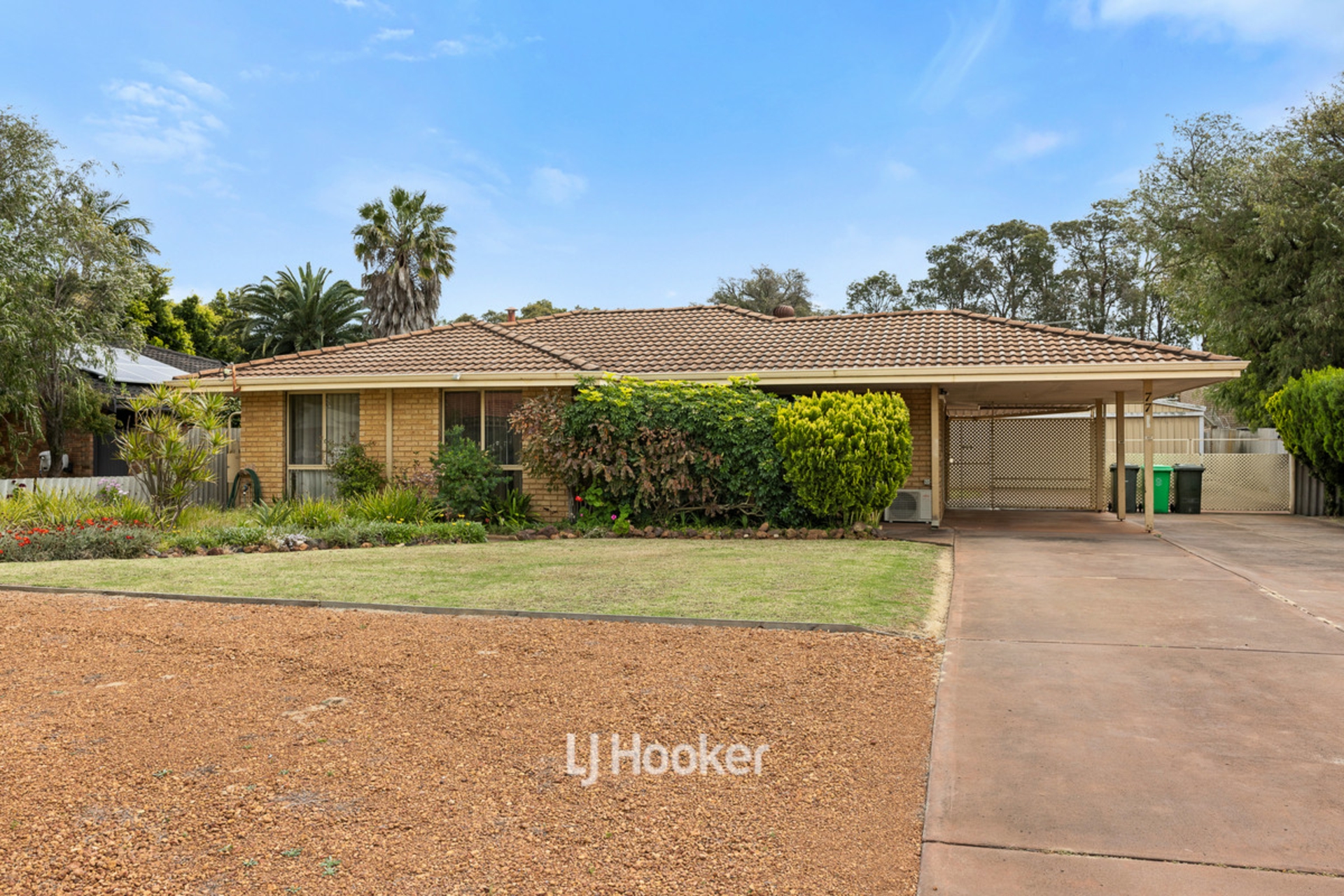 77 Lucy Victoria Avenue — photo from LJ Hooker Property South West WA
