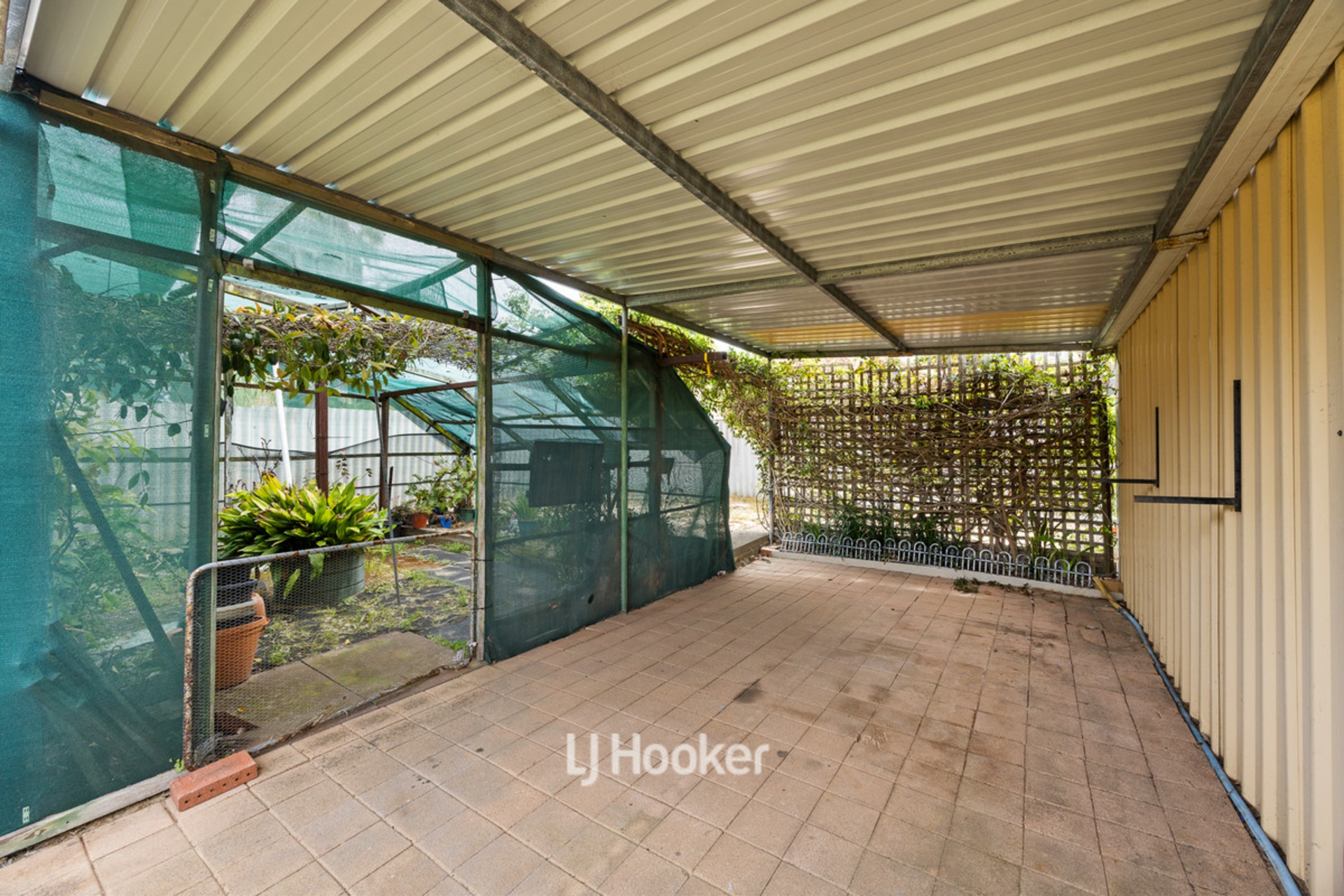77 Lucy Victoria Avenue — photo 23 of 27