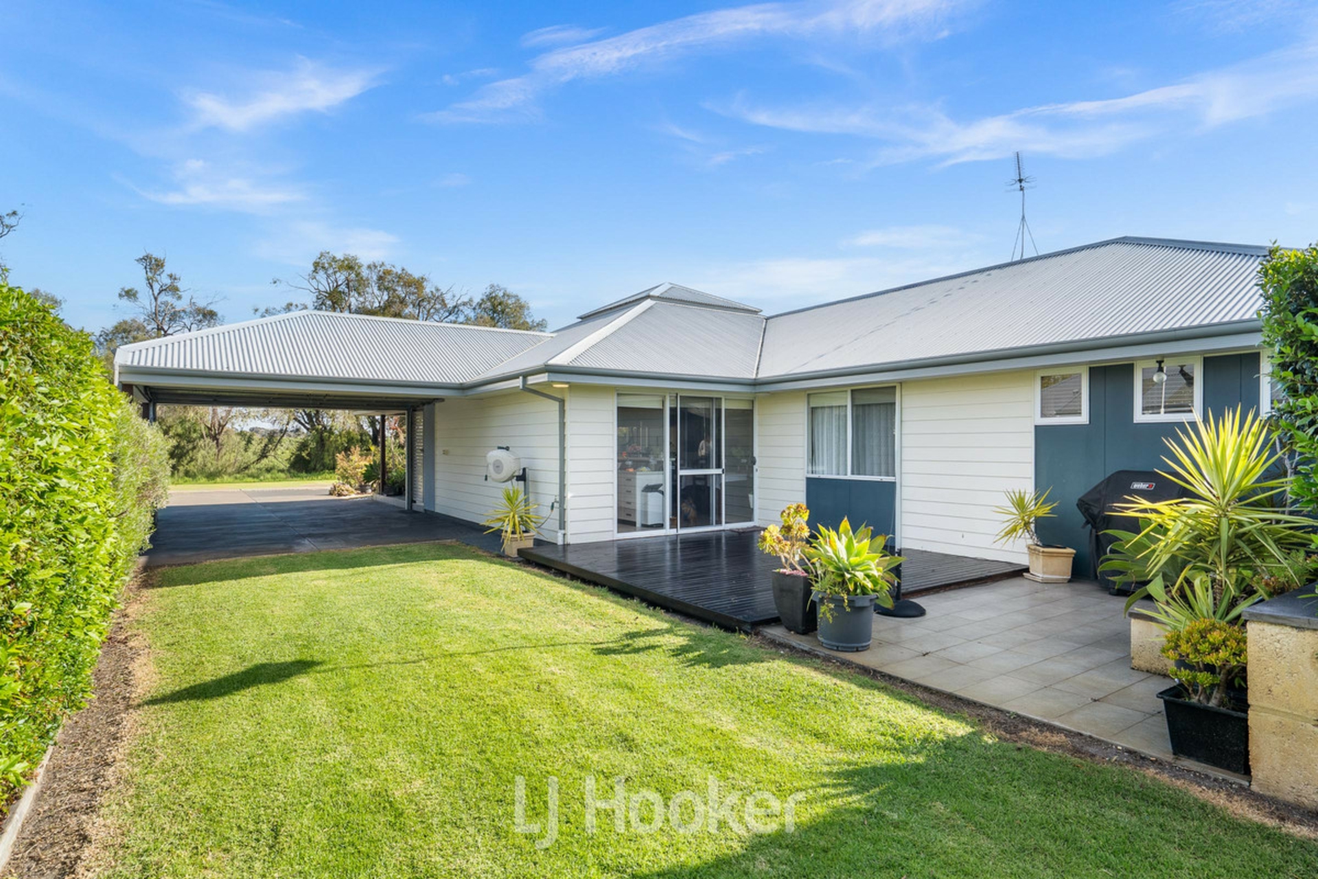 81 Broadwater Boulevard — photo 4 of 24