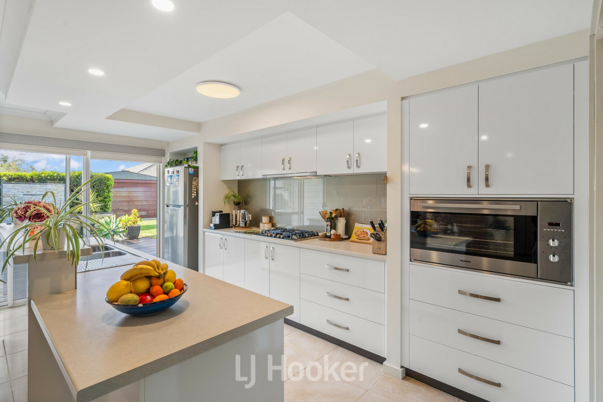 81 Broadwater Boulevard — photo 5 of 24