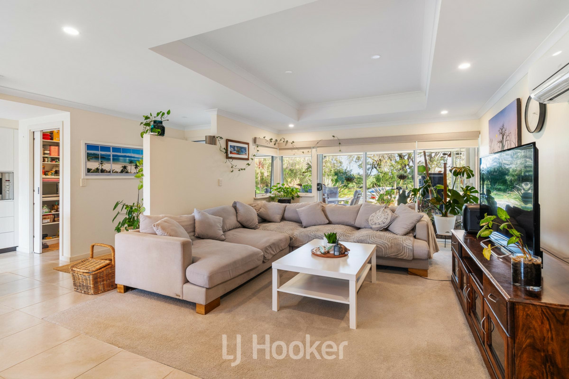 81 Broadwater Boulevard — photo 6 of 24