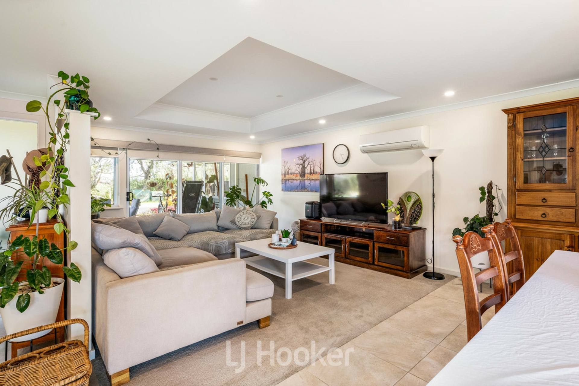 81 Broadwater Boulevard — photo 8 of 24